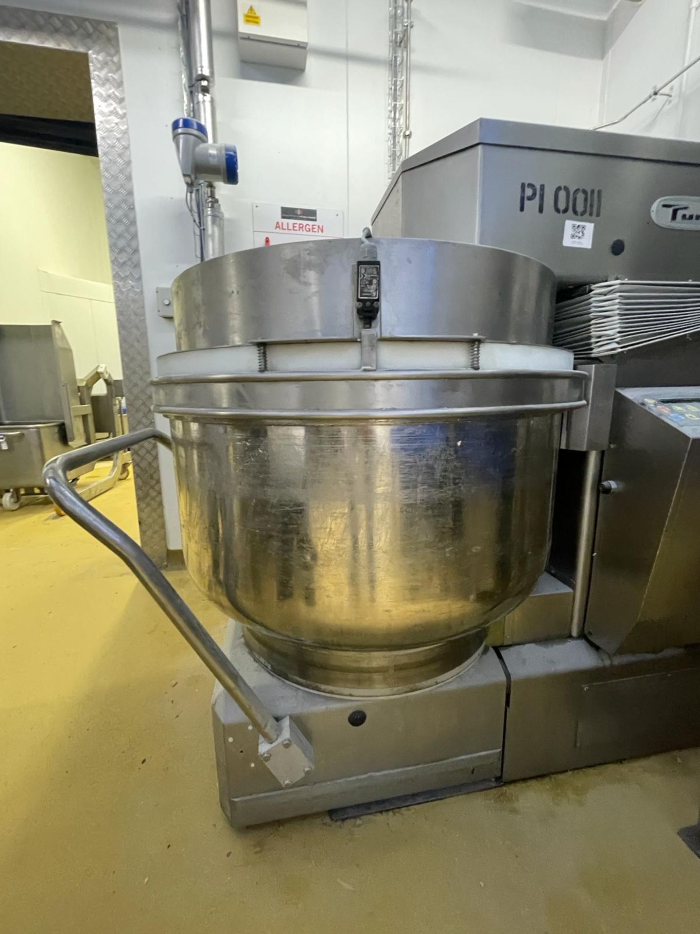 Turri Spiral Mixer x 200 Litre bowls, Bowl 900 x 500 mm, Dimensions approx. 1000 x 1900 x 1500 - Image 7 of 15