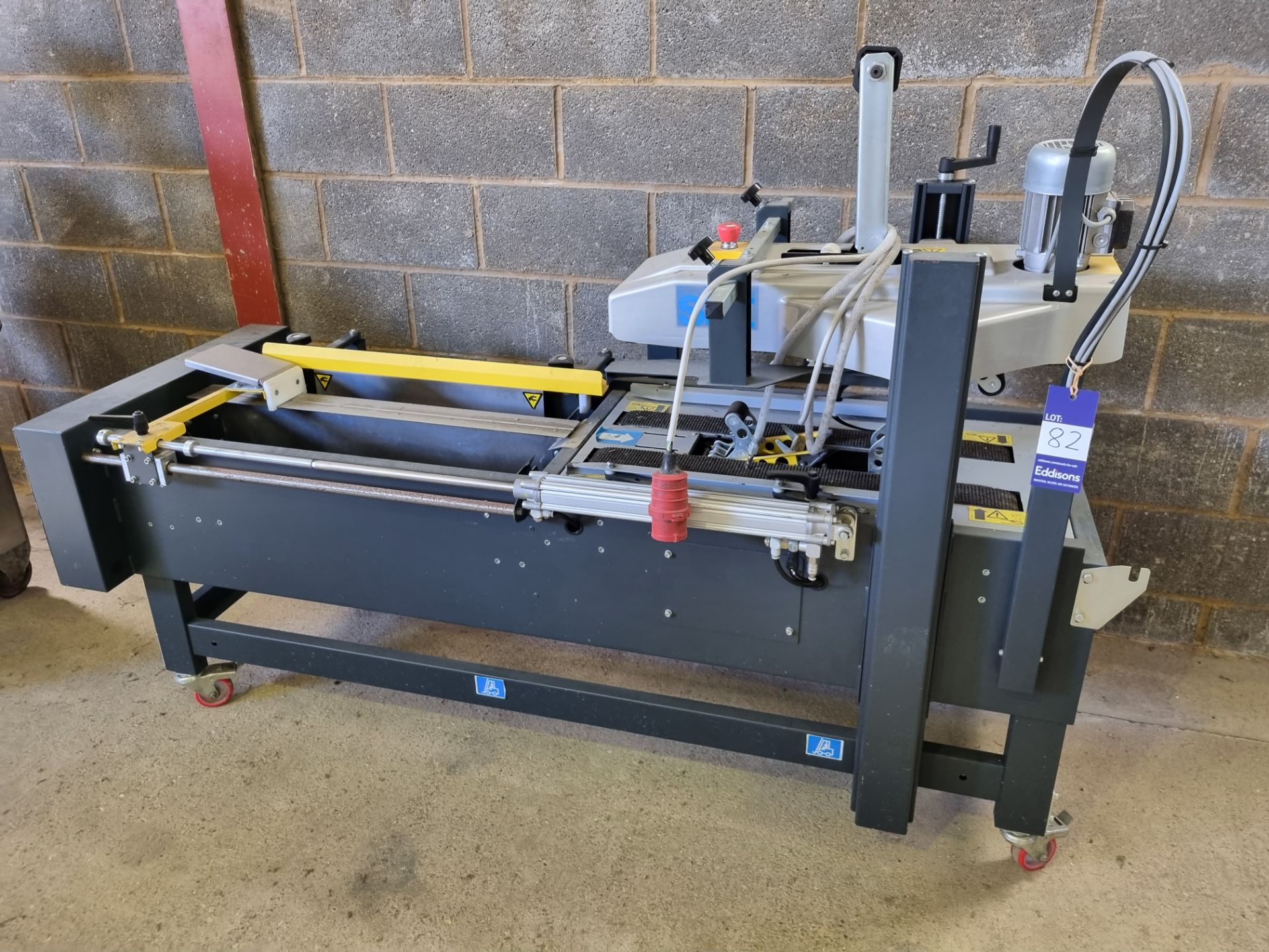 SIAT PS 50-TB. Top and bottom case sealer. 2011. 2000 x 800 x 1400 mm. Please note this lot is