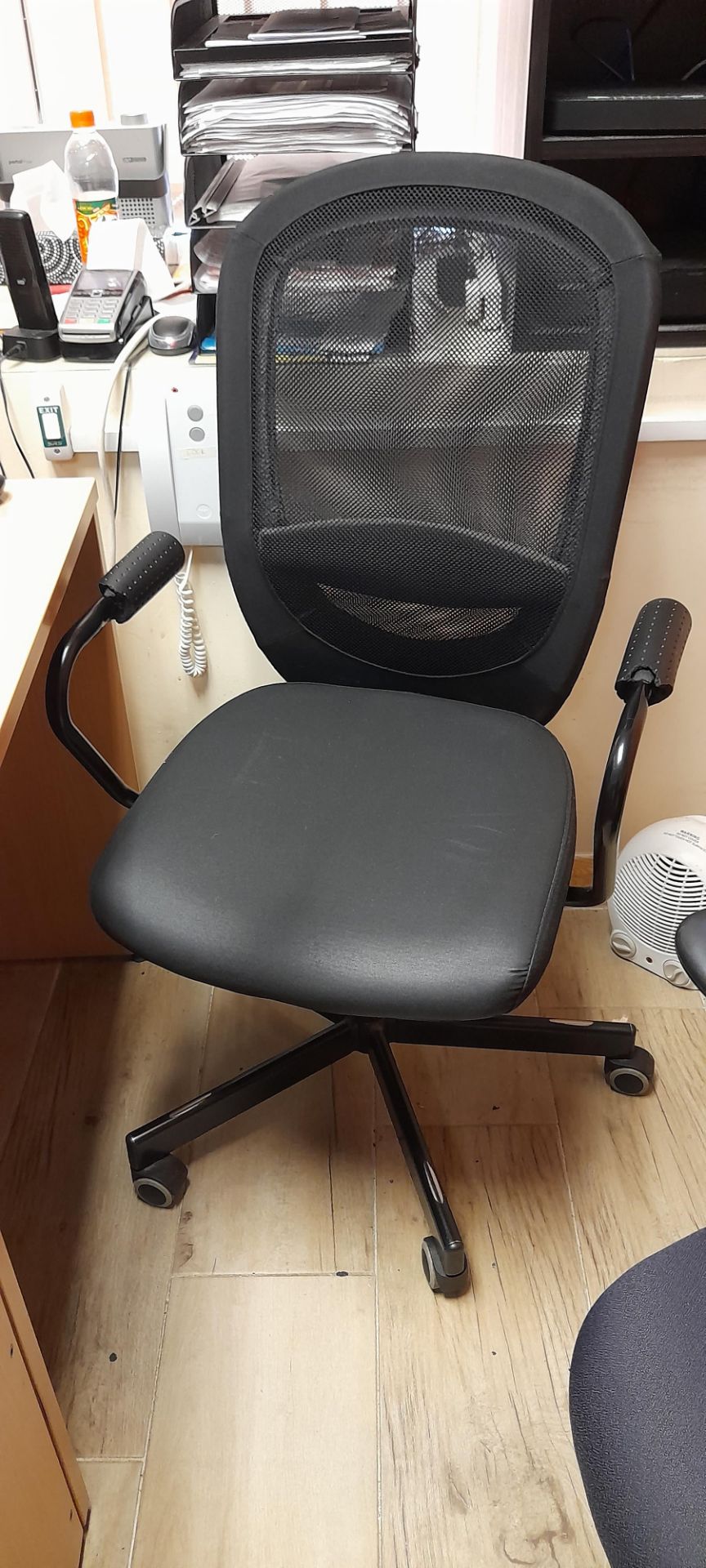 3 x Various mobile office chairs - Image 4 of 4