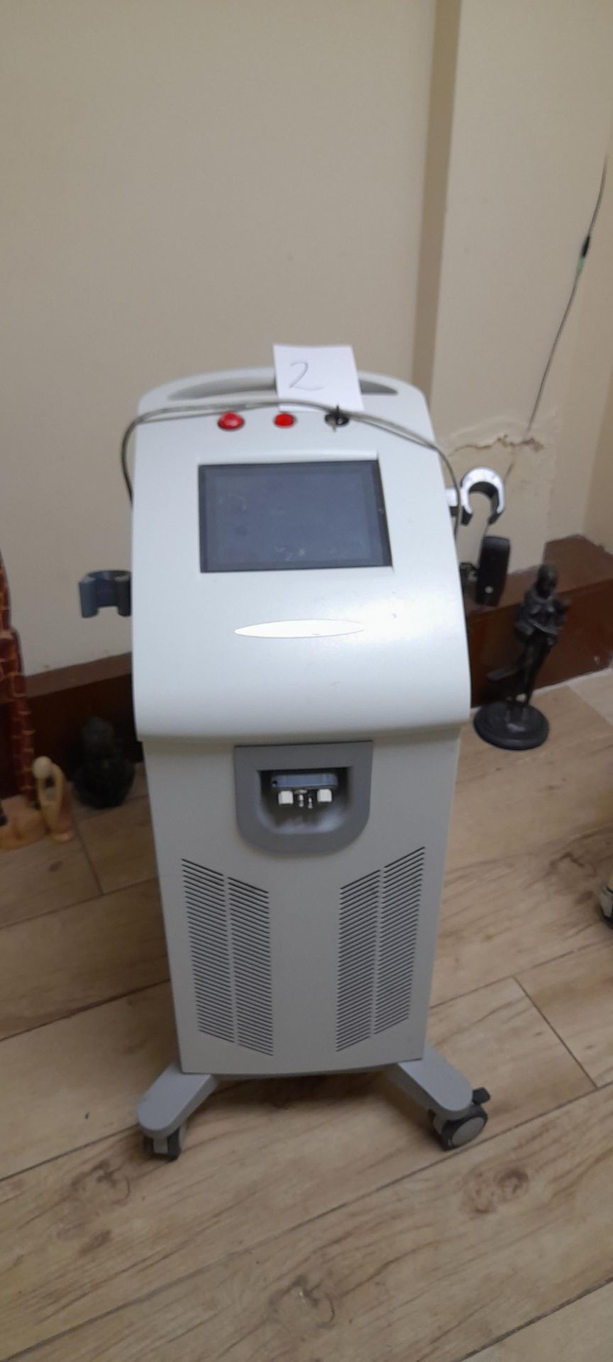 Alma Lasers Soprano XL laser technology hair removal system. Serial number SP1095 date 11.2008 laser