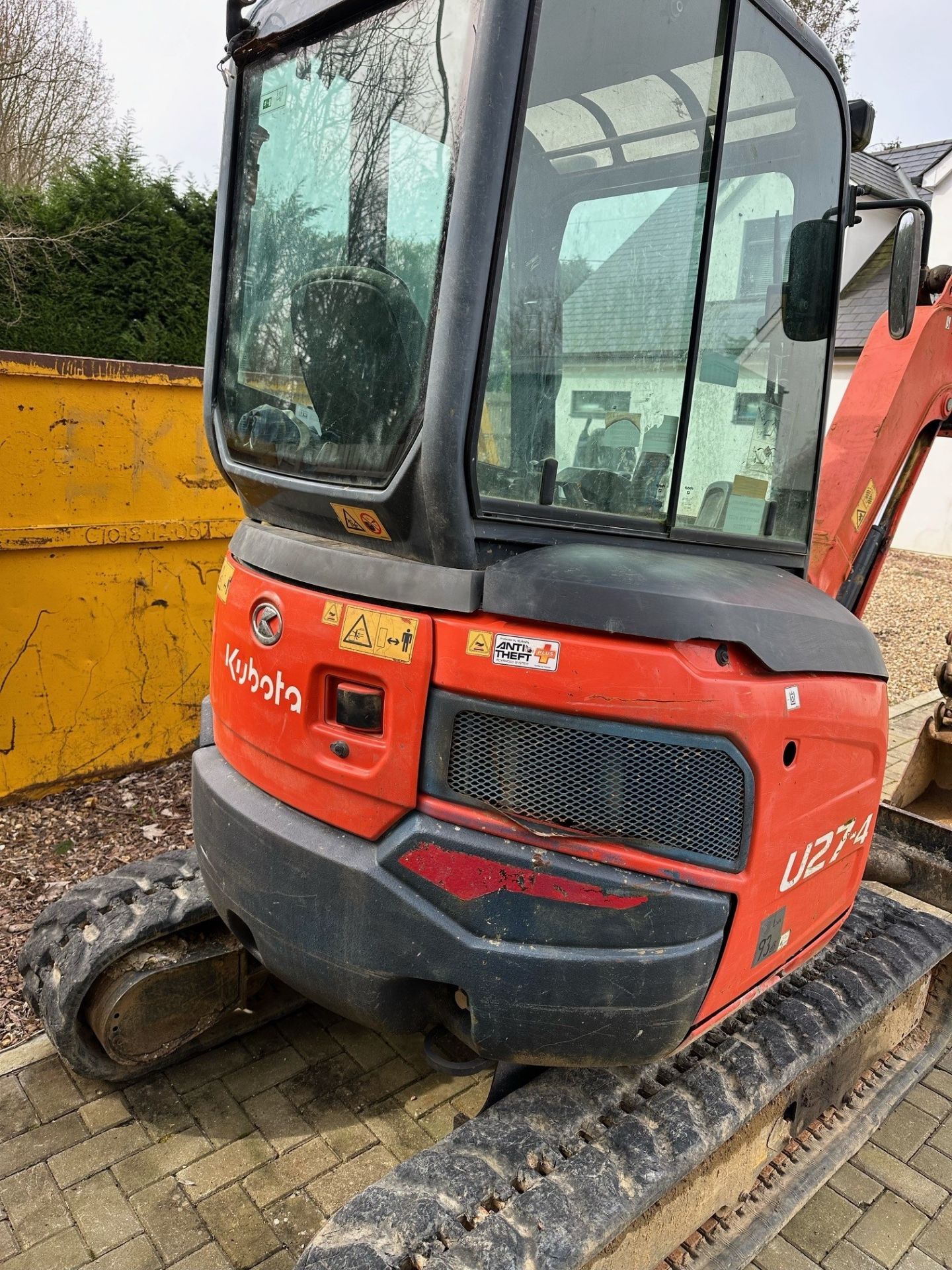 Kubota U27-4 Tracked Excavator s/n 57236 (2015) 2,405hrs (engine fault possible piston / injector - Image 3 of 6