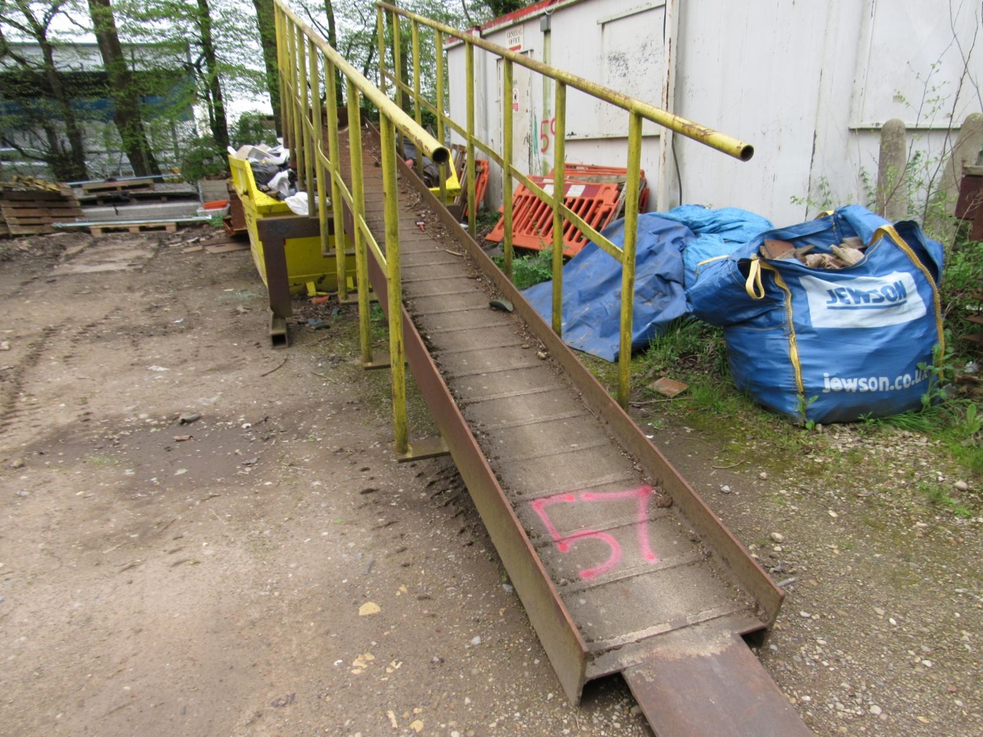 Fabricated ramp - Image 2 of 3