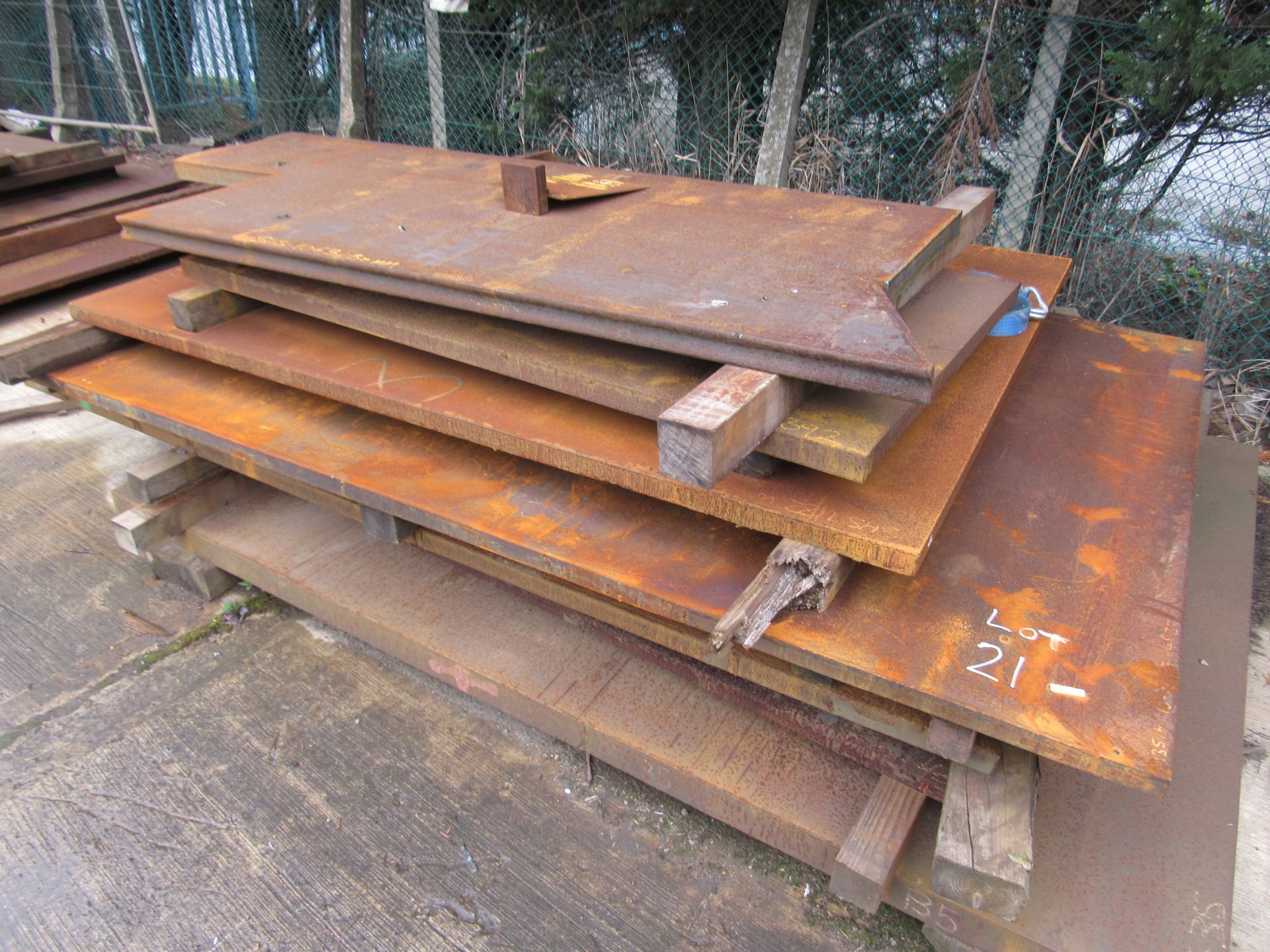 Assortment of Steel Stock, to 3 x Stacks, as lotted (Various sizes – viewing recommended) - Image 3 of 3