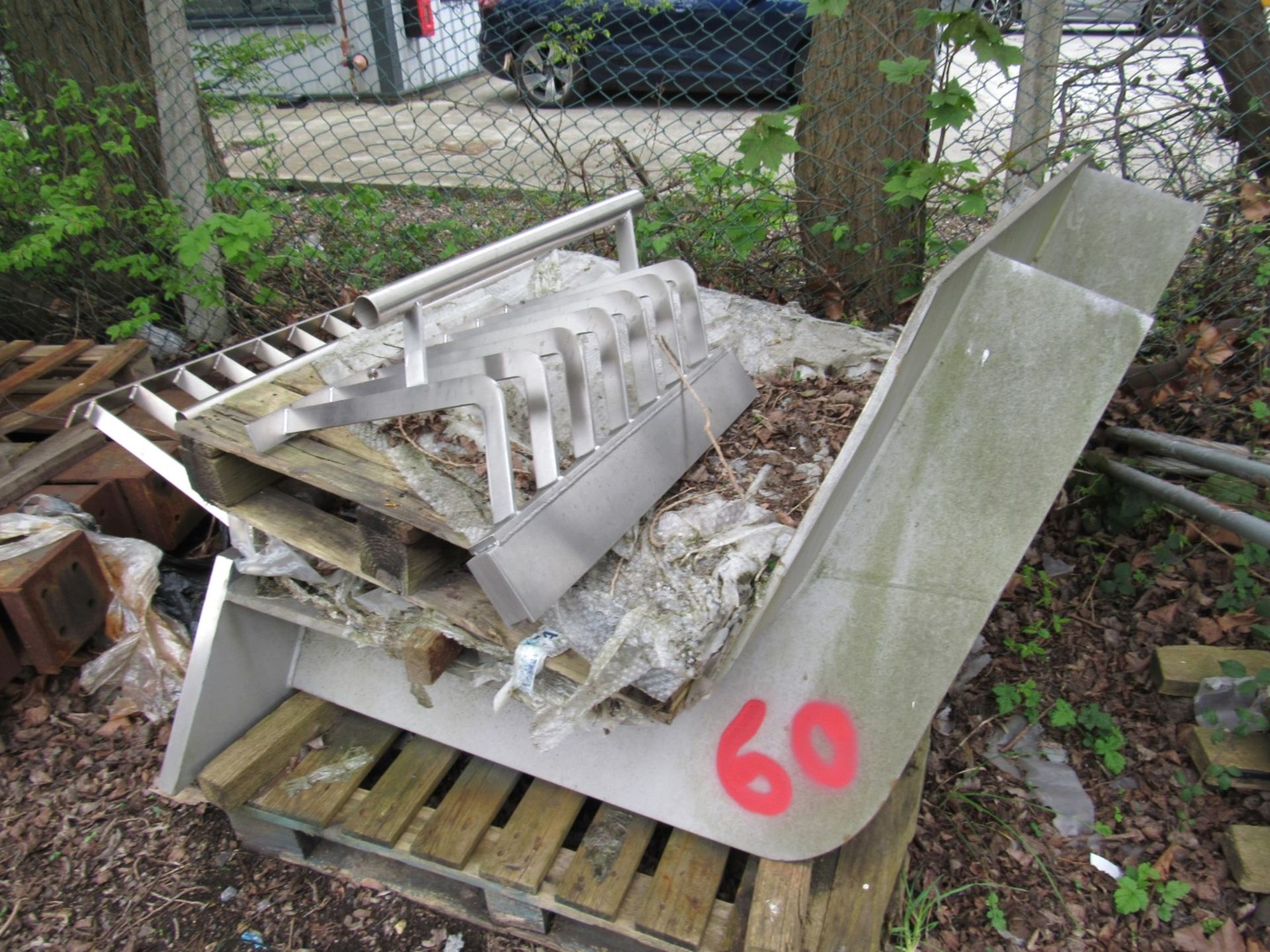 Quantity Stainless steel mesh, checker plate sheet and example steel work to pallet - Image 5 of 6