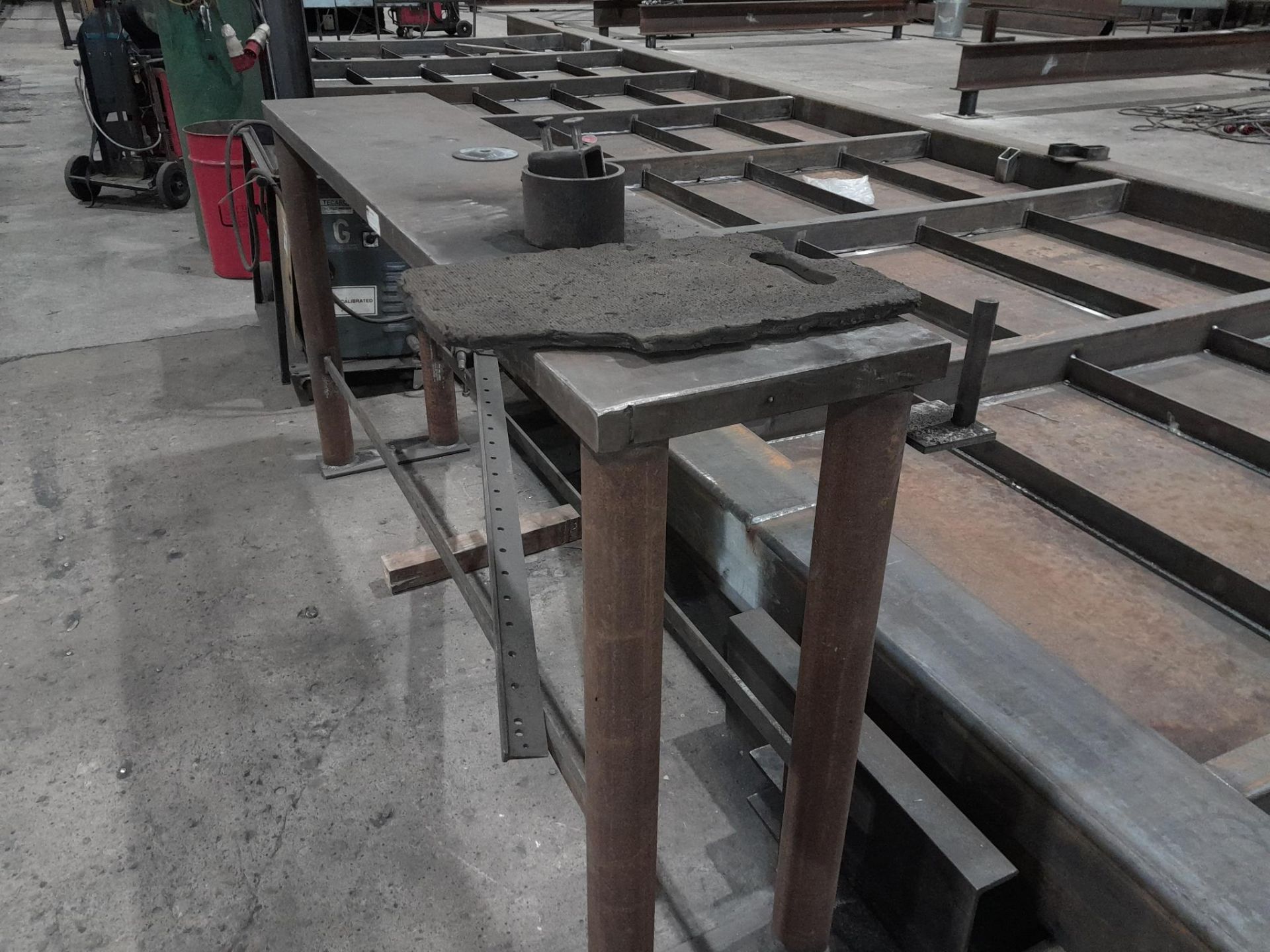 2 Steel work tables - Image 2 of 2
