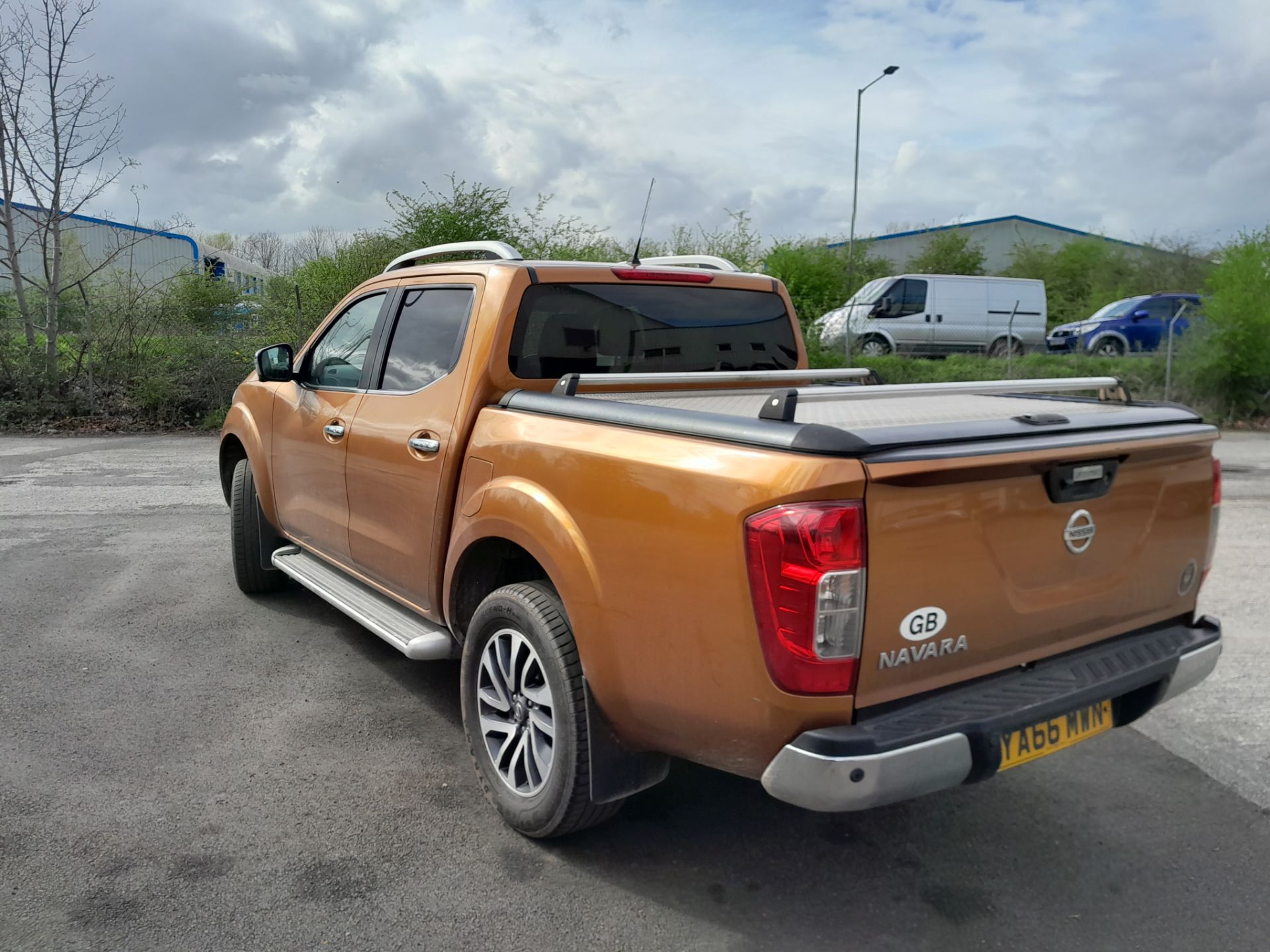 Nissan Navara Tekna 2.3 DCI 190 4WD Double Cab Pick Up, 2298cc Registration YA66 MWN, Date of - Image 6 of 16