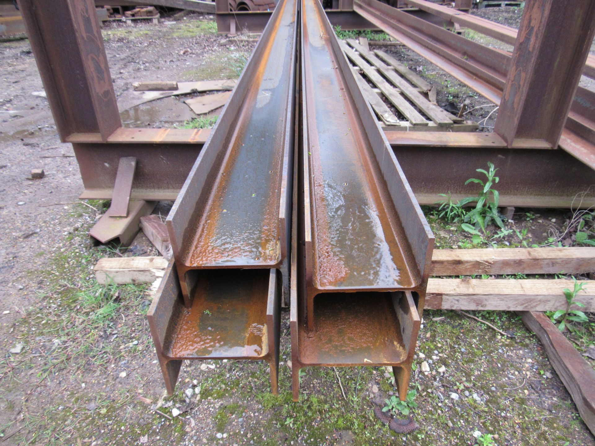 4 I beams marked 203x203x46 - Image 2 of 2