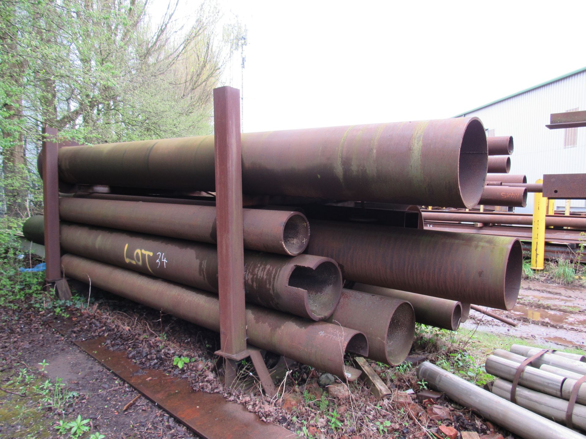 Large quantity of tube to stillage