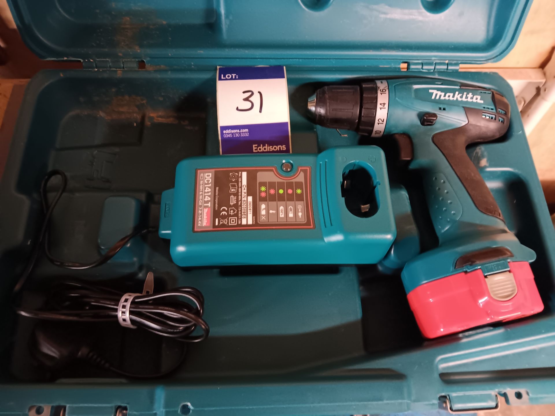 Makita 6281D Impact Drill with Battery & Charger