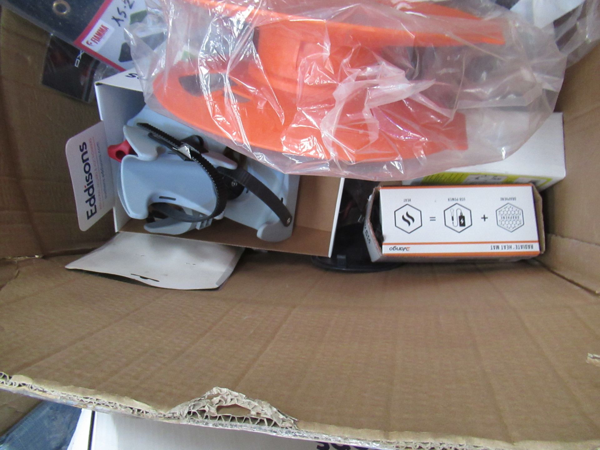 Box of Miscellaneous items, as lotted (Please note, Viewing Strongly Recommended - Eddisons have not - Image 4 of 4