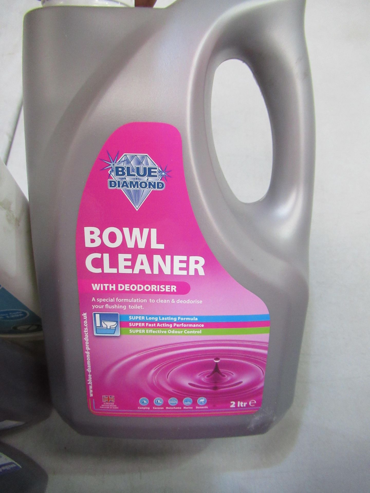 4 x Blue Diamond Bowl Cleaner (1L), and 2 x 2L (Please note, Viewing Strongly Recommended - Eddisons - Image 3 of 3