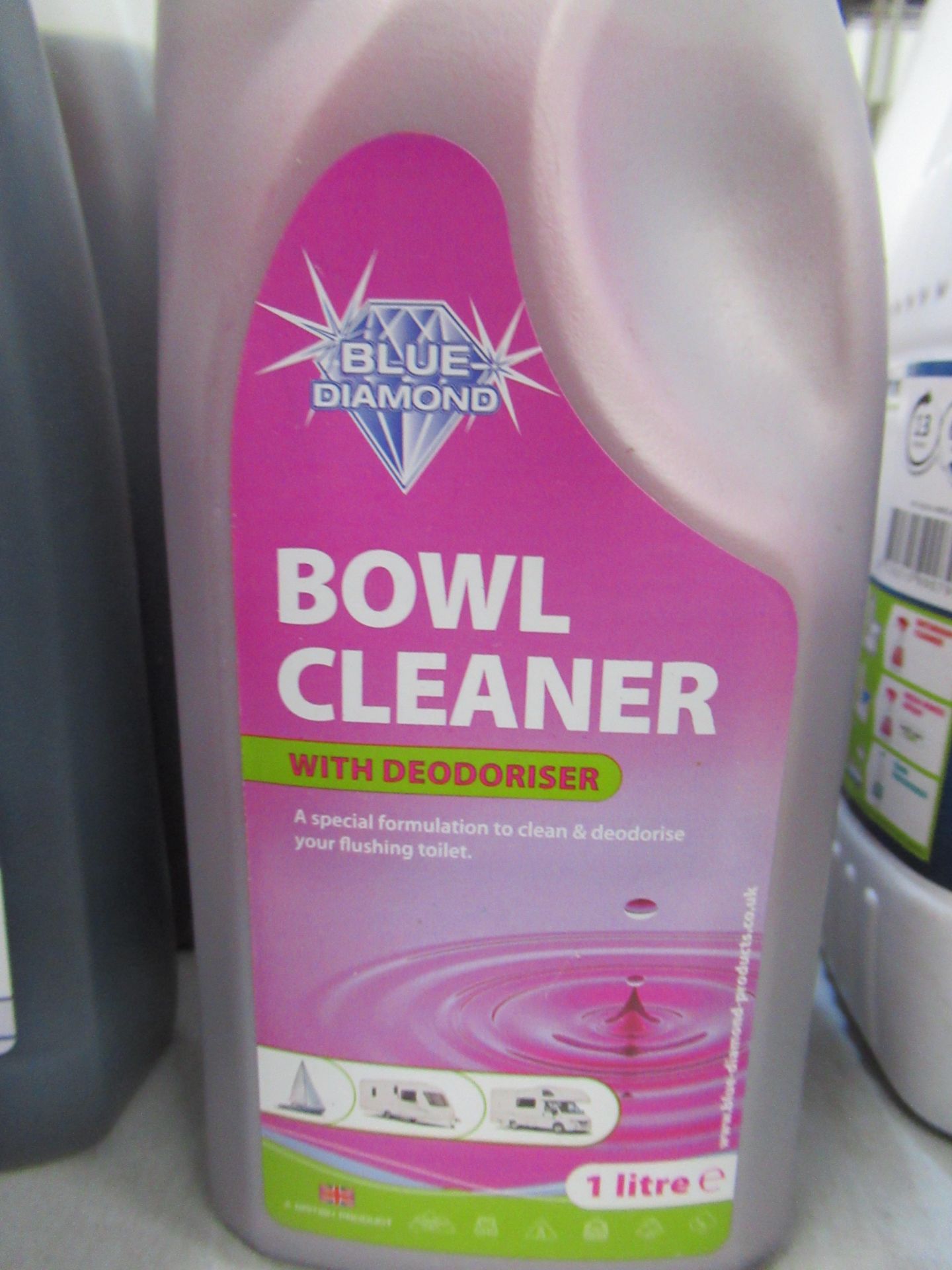 4 x Blue Diamond Bowl Cleaner (1L), and 2 x 2L (Please note, Viewing Strongly Recommended - Eddisons - Image 2 of 3