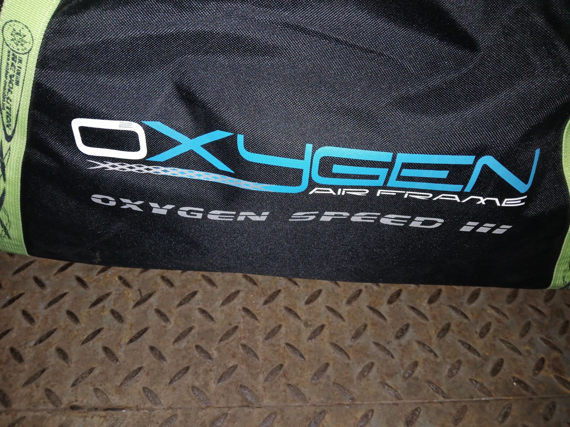 Outdoor Revolution Oxygen Air Frame Oxygen Speed 3 (Please note, Viewing Strongly Recommended - - Image 2 of 4