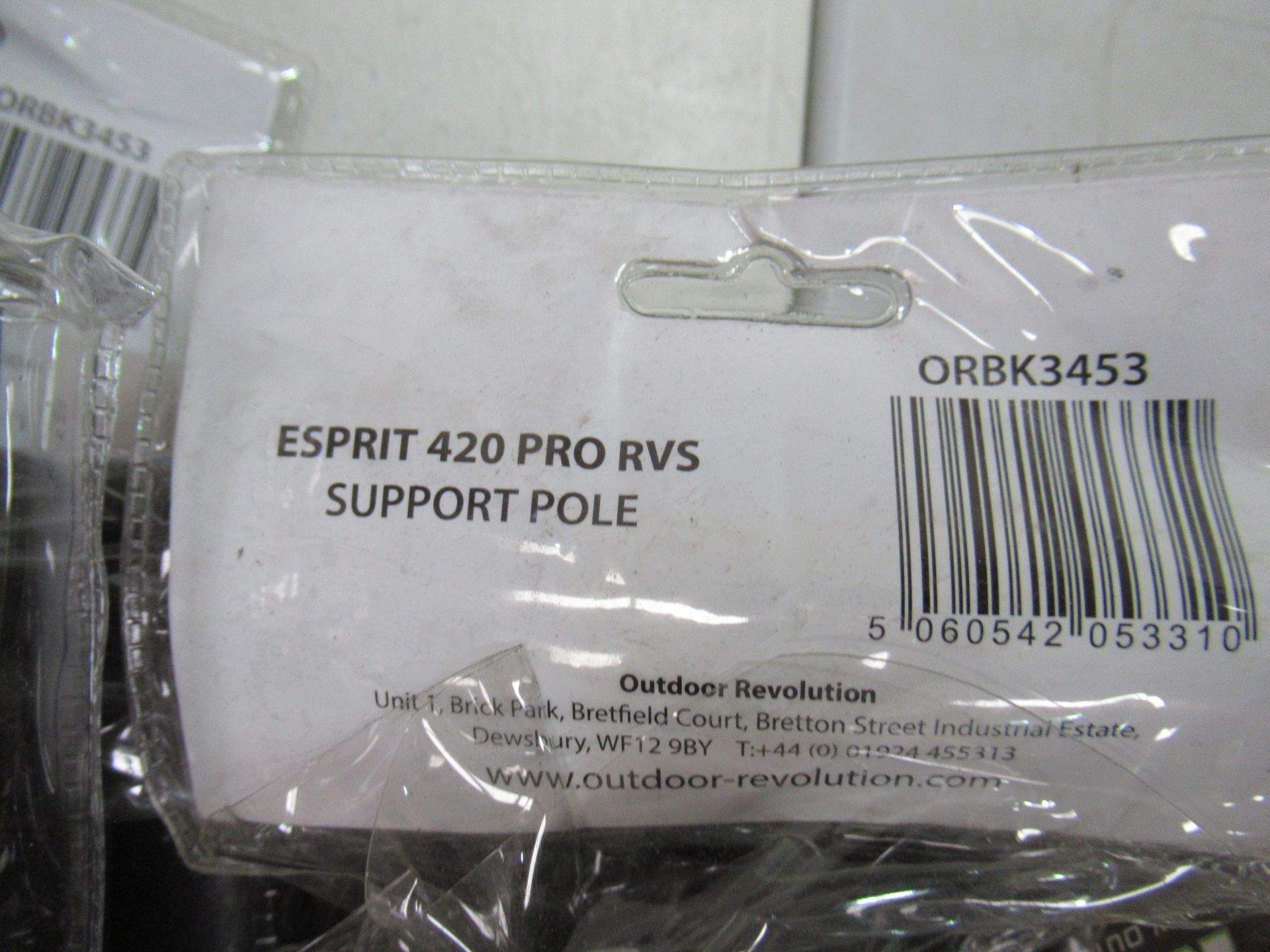 11 x Outdoor Revolution Esprit 420 Pro RVS Support Pole (Please note, Viewing Strongly Recommended - - Image 3 of 3