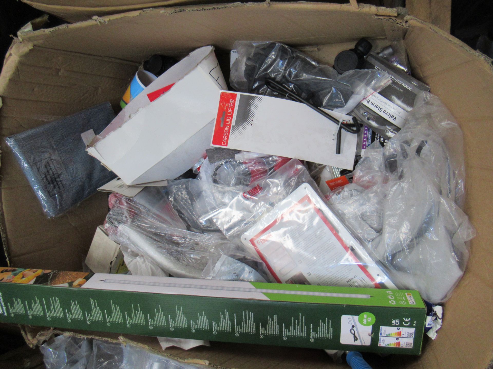 Box of Miscellaneous items, as lotted (Please note, Viewing Strongly Recommended - Eddisons have not - Image 3 of 5
