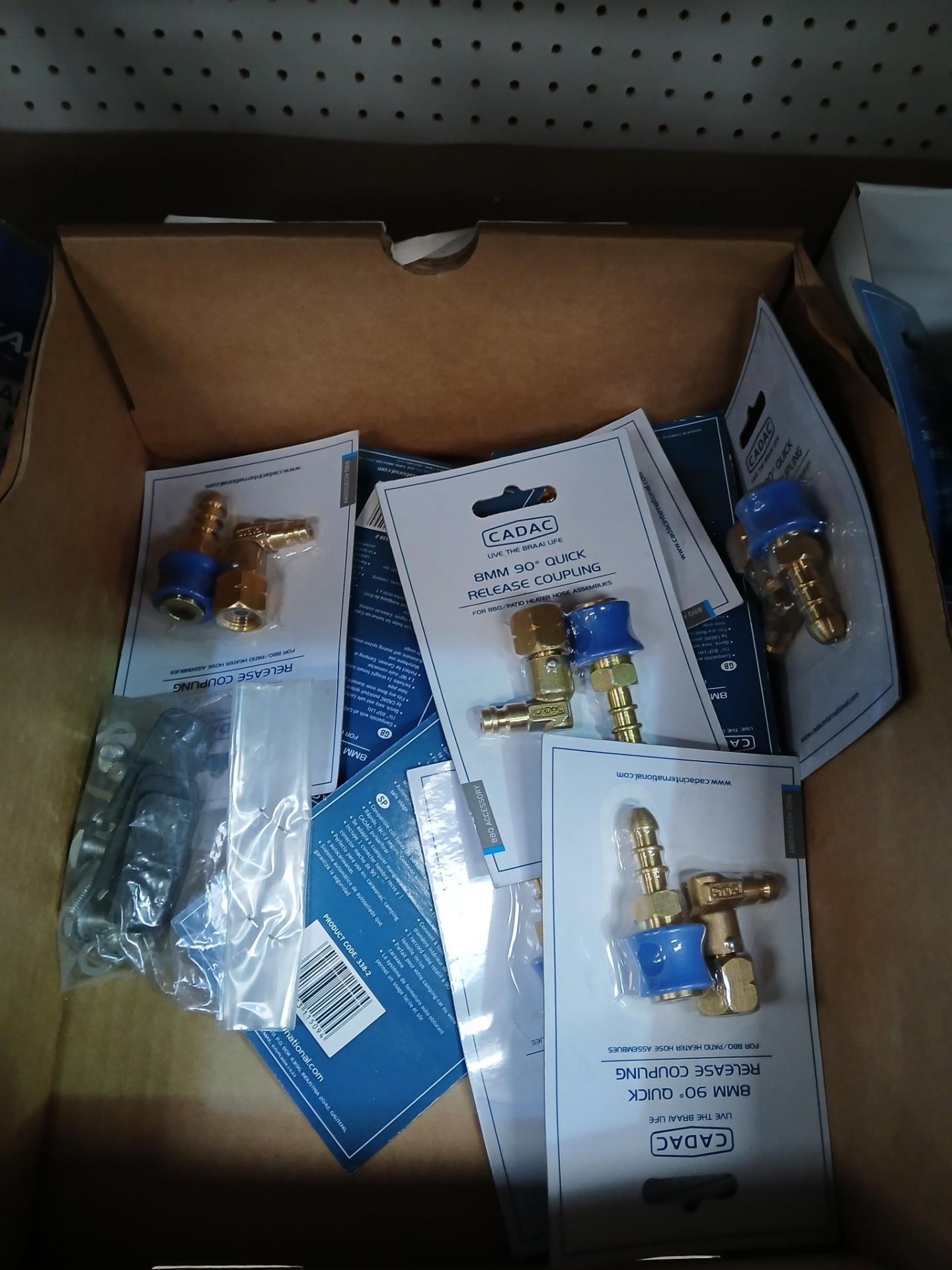 Assortment of Gas fixings / accessories, to include hose and regulator kits, quick release - Image 4 of 5