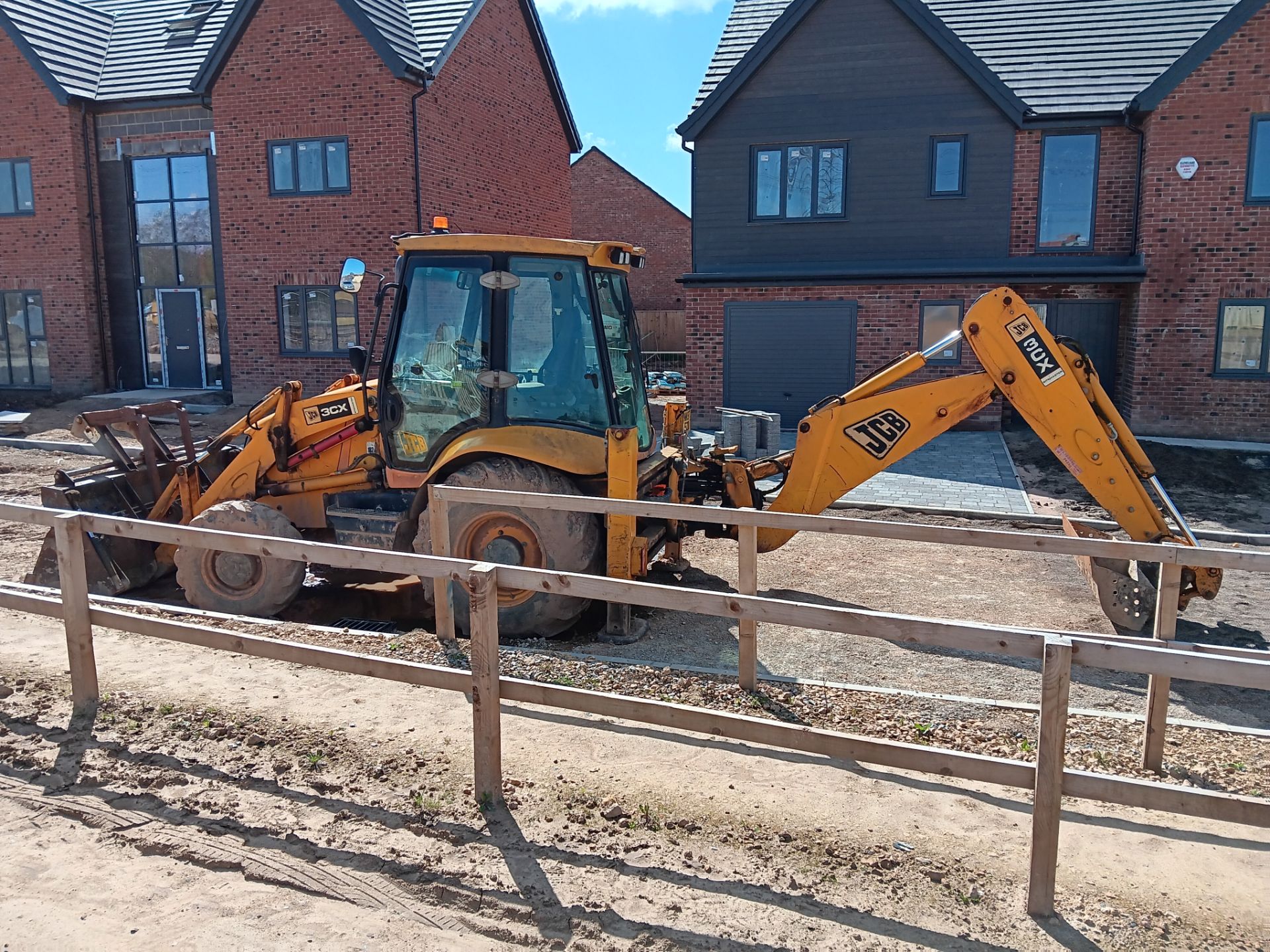 JCB Sitemaster 3CX Backhoe Loader - VIN ID Number JCB3CXSMC71332653 - 2007 - Image 6 of 12