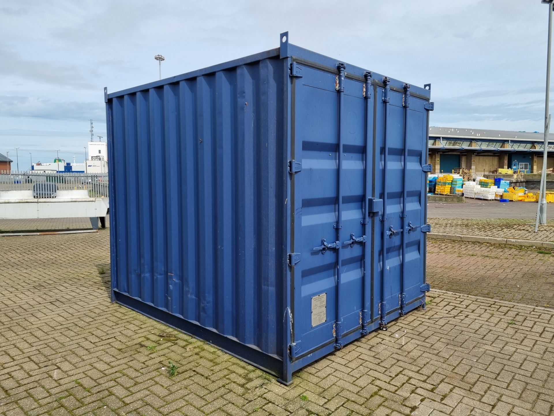Steel 10' Shipping Container - Image 3 of 4