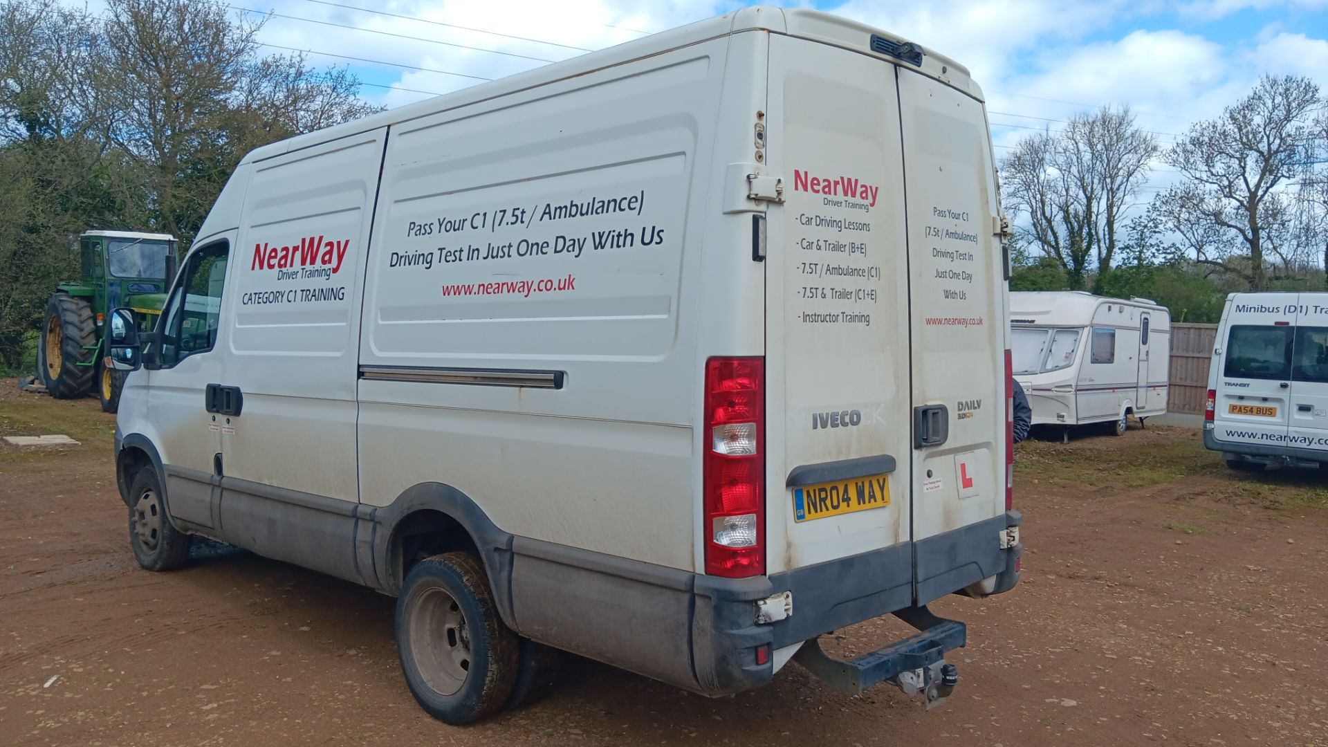 Iveco Daily 3.0 HPi 50C15V Euro 4 Van, registration NR04 WAY, odometer 169,864 miles, MOT to 28/02/ - Image 5 of 22