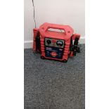 Sealey RS125.v4 12v/24v Road Start jump starter, serial number 20210107 – Located Twyford, OX17