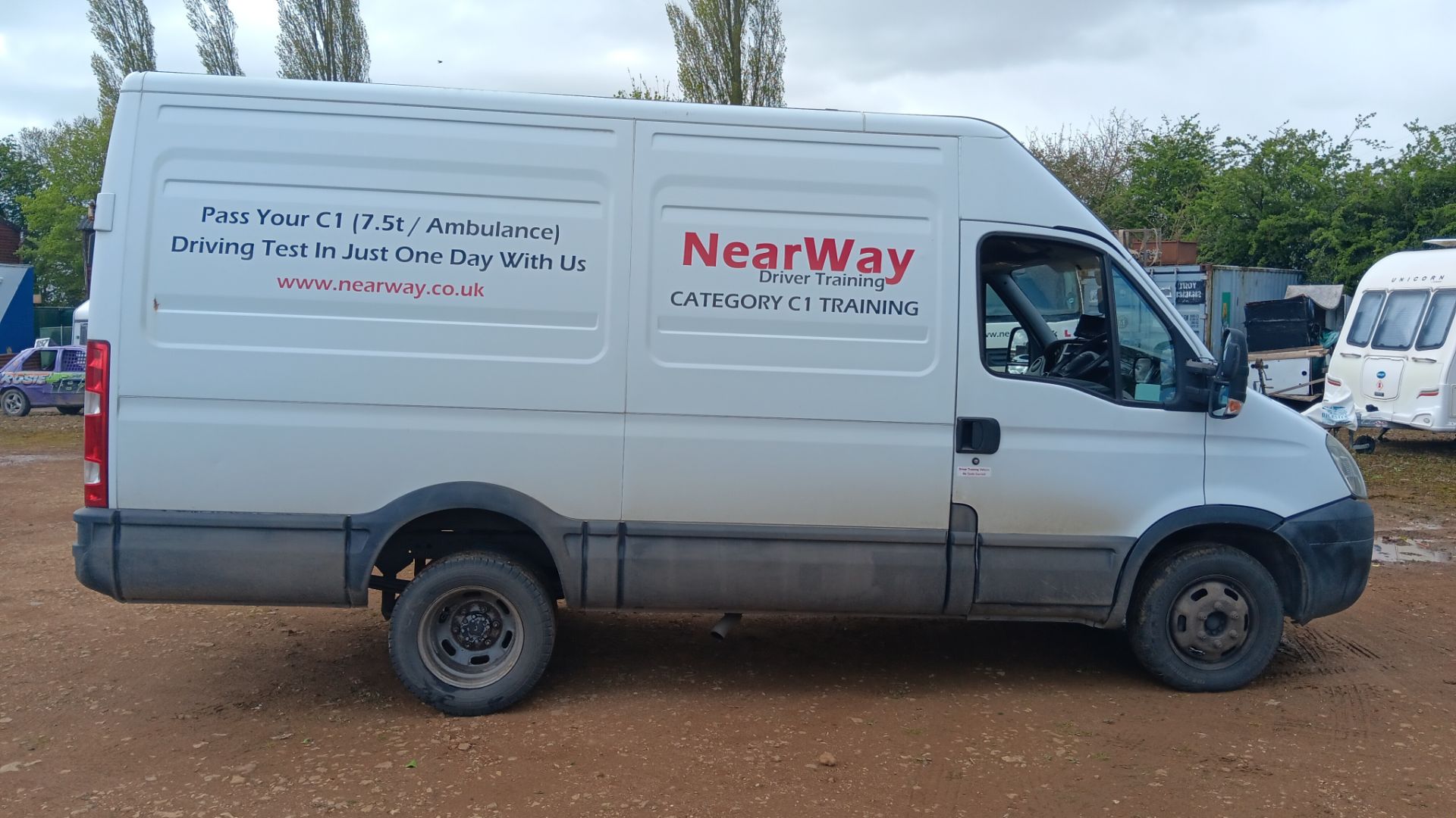 Iveco Daily 3.0 HPi 50C15V Euro 4 Van, registration NR04 WAY, odometer 169,864 miles, MOT to 28/02/ - Image 8 of 22