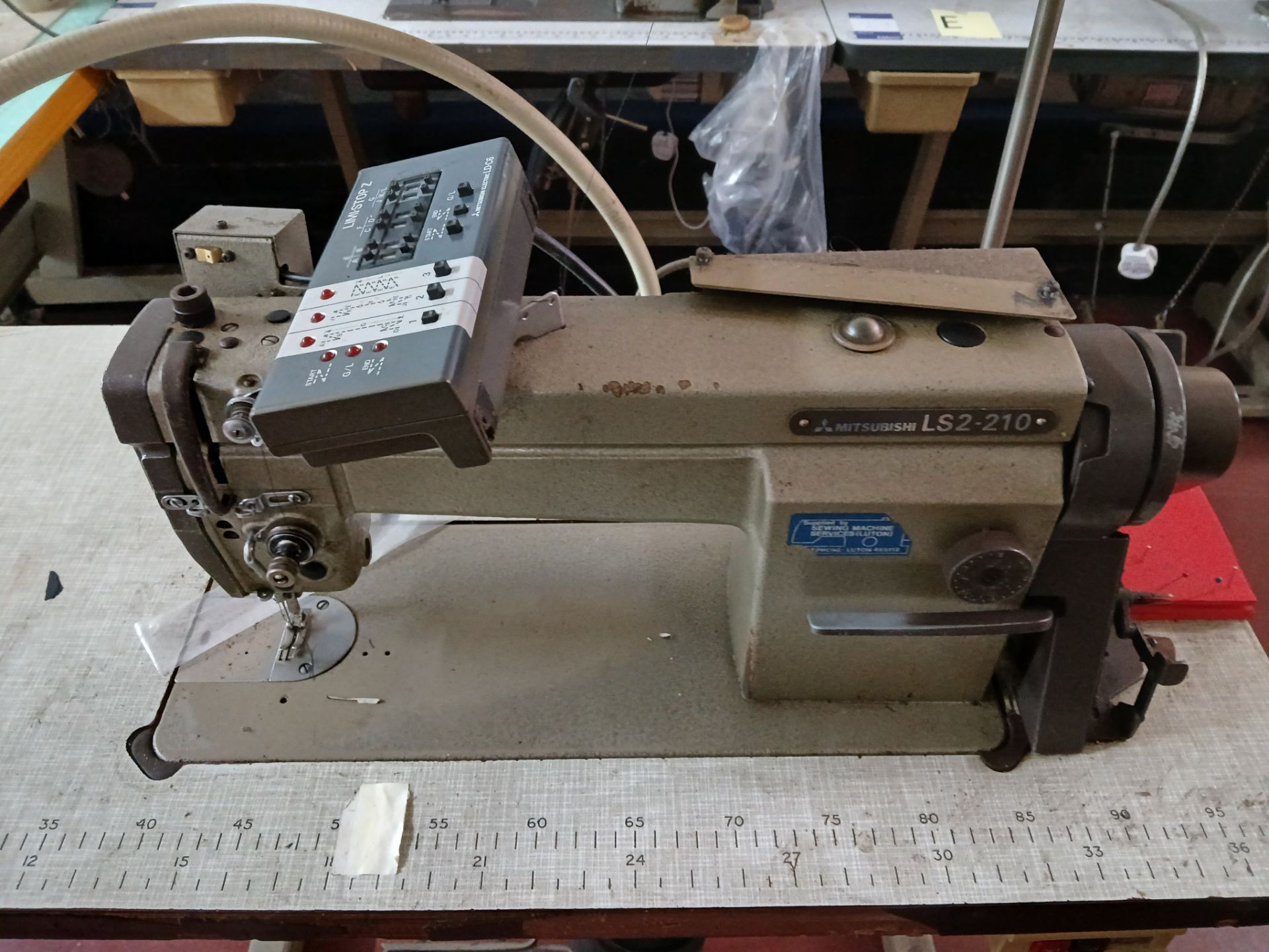Mitsubishi LS2-210 sewing machine - Image 2 of 5