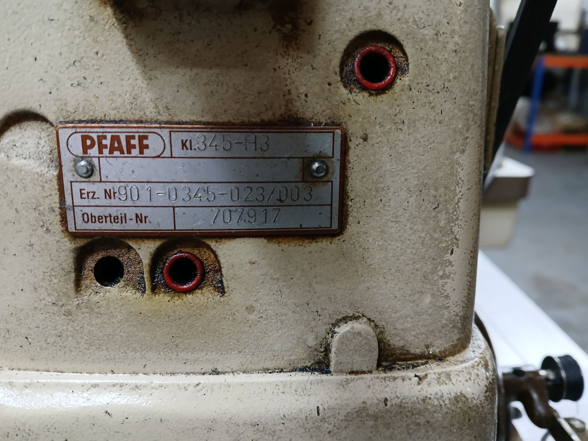 Pfaff KI 345-H3 walking foot cylinder arm industrial sewing machine - Image 3 of 5