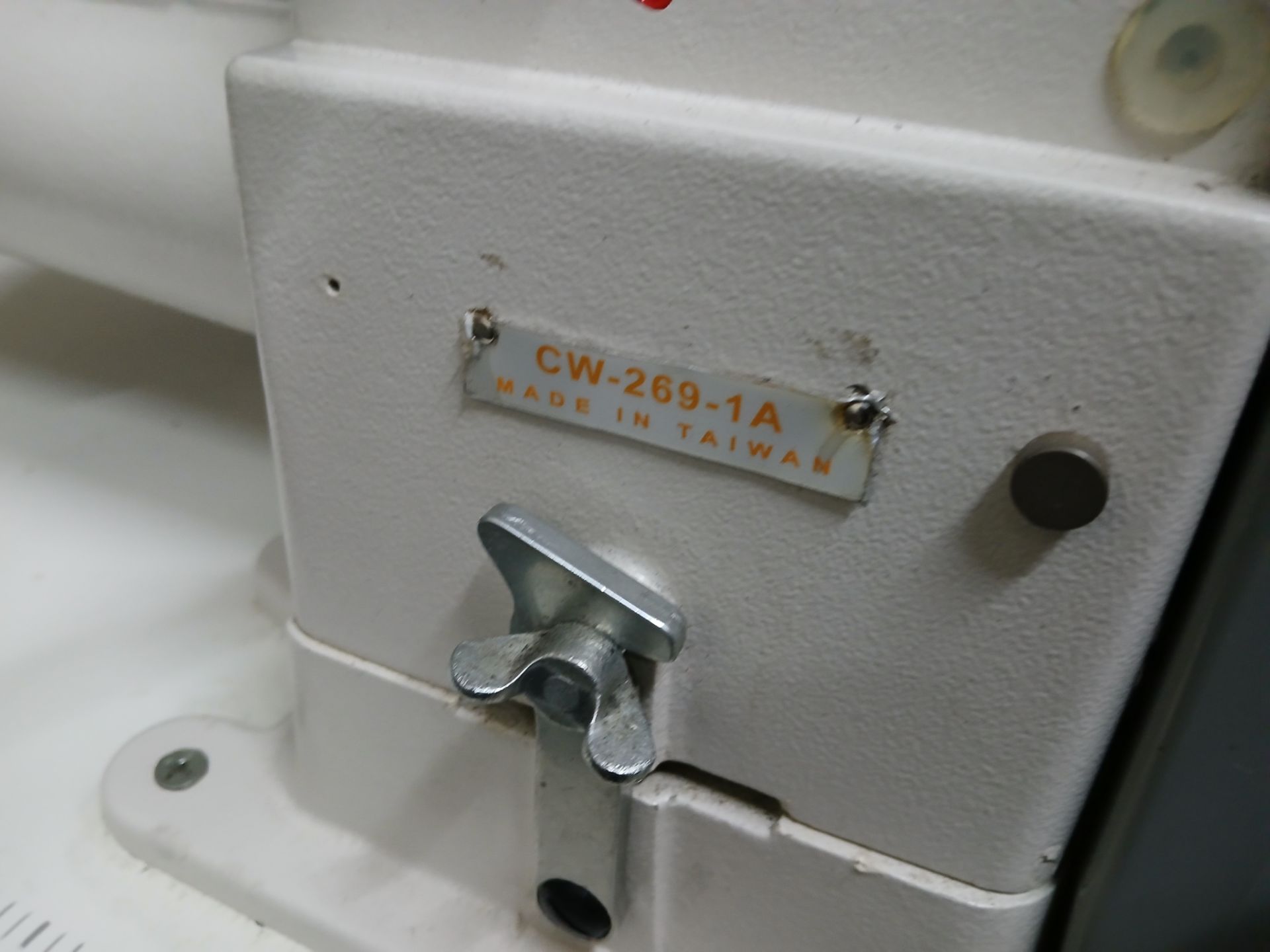 Falcon CW-269-1A walking foot cylinder arm industrial sewing machine – not in use but understood - Image 3 of 4
