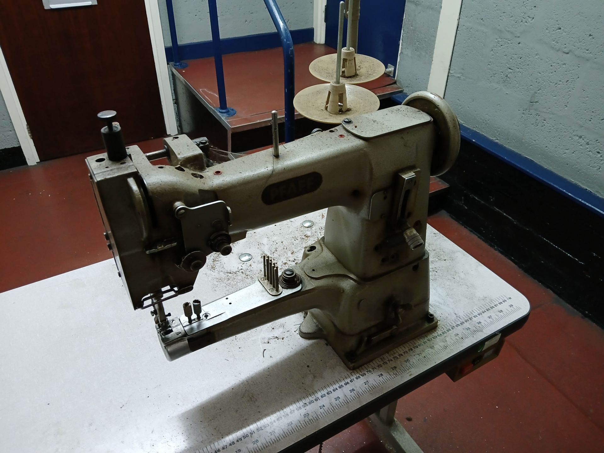Pfaff walking foot cylinder sewing machine model 335-H2 240v - Image 3 of 3