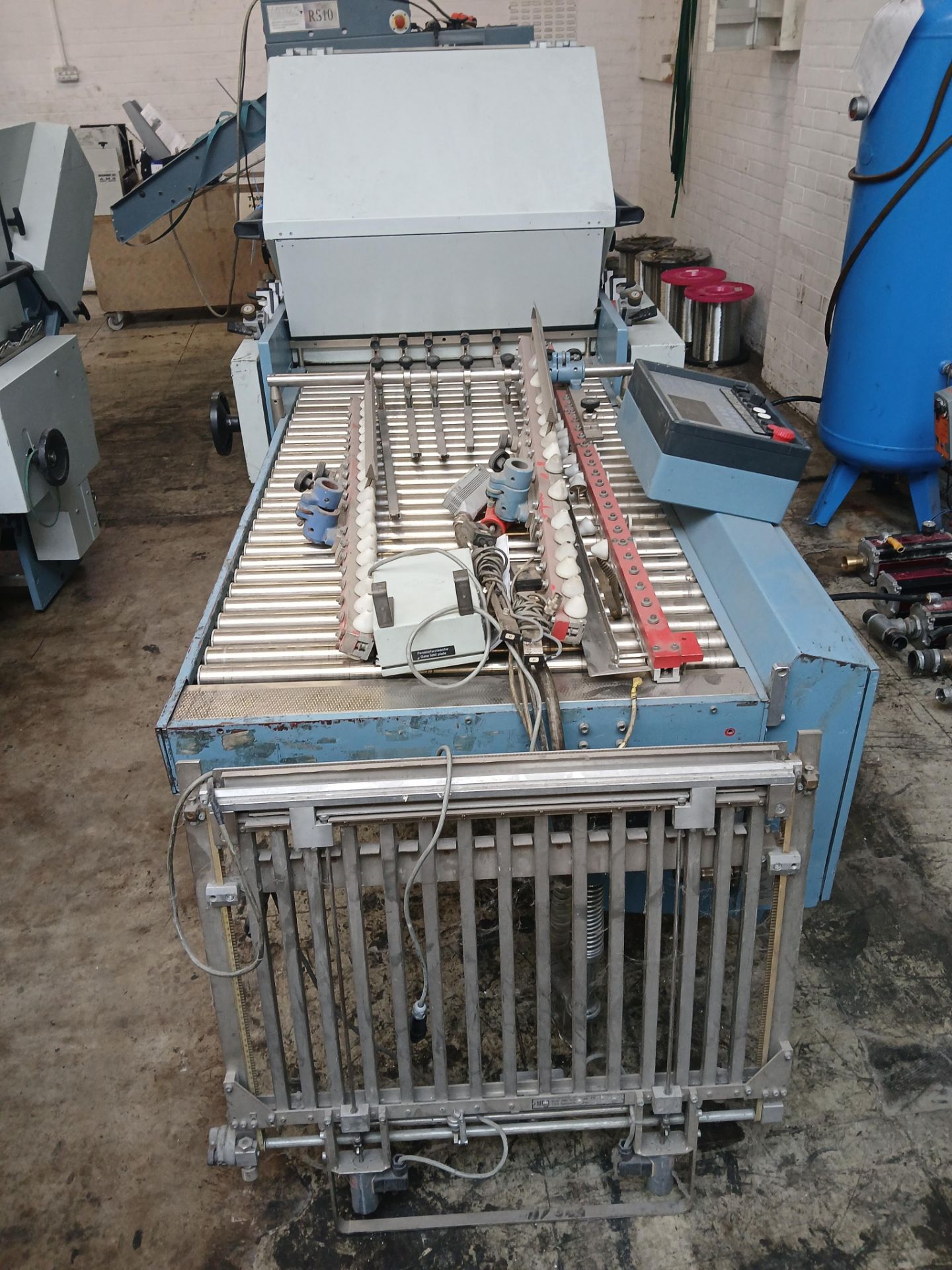 MBO T700 – 2 – 68/4 VN 2nd folding unit, Serial Number 003 19875 with additional double gate fold - Image 3 of 8