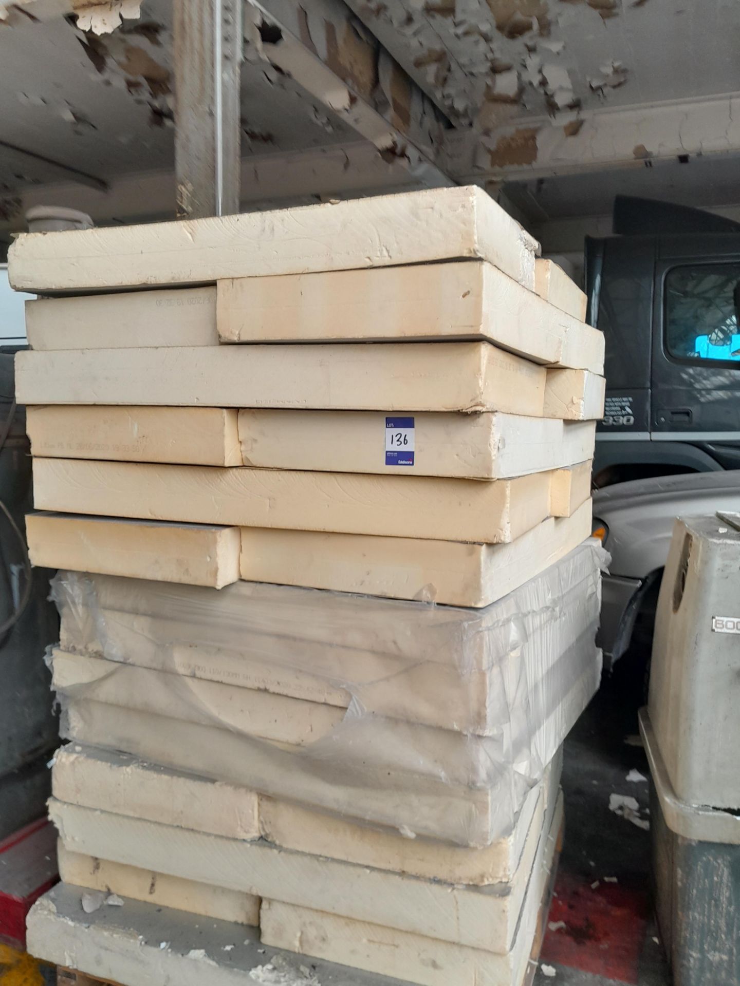 Quantity of Insulation material to Pallet - Image 2 of 3