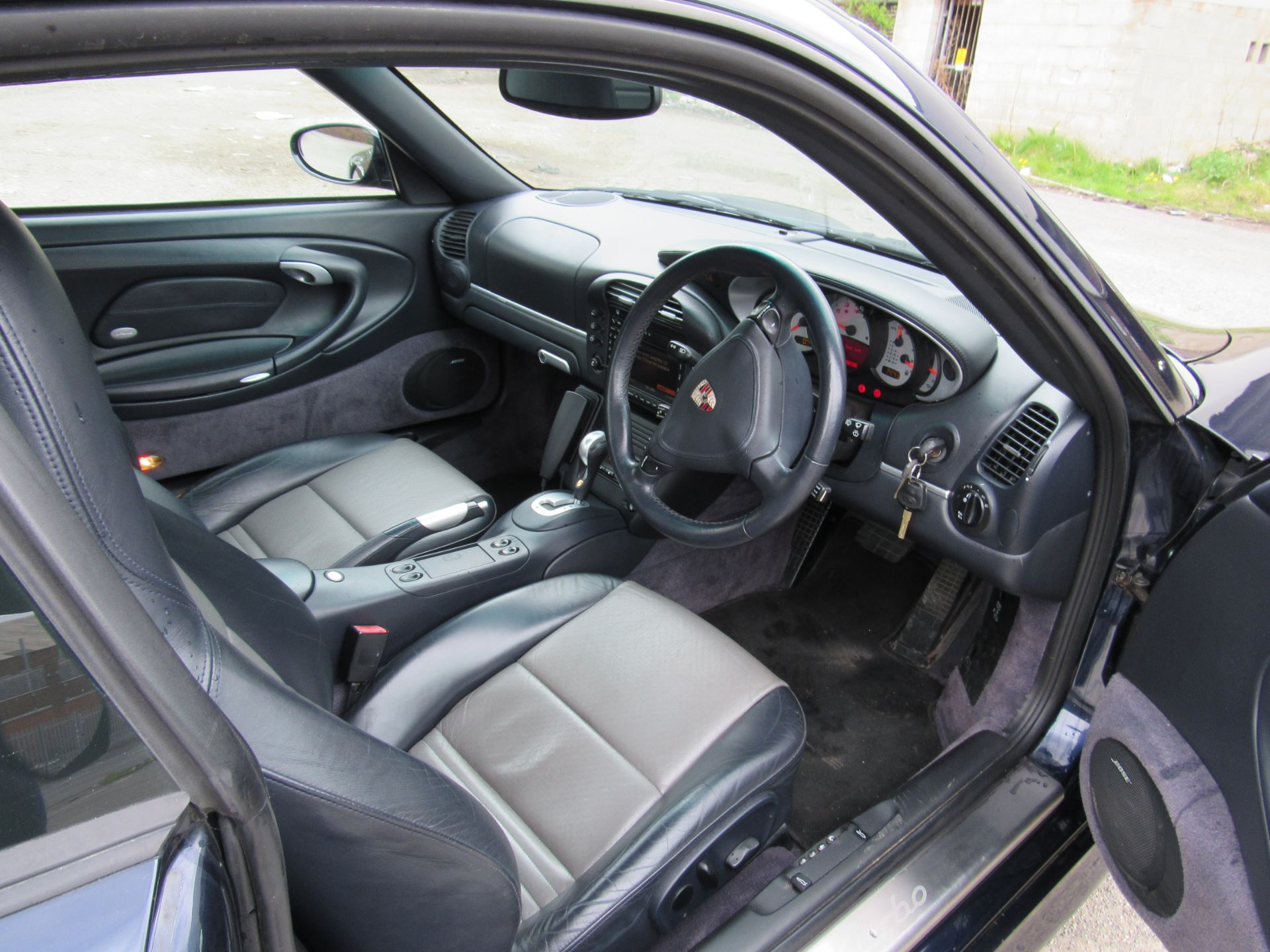 PORSCHE 911 TURBO AUTO (2003) - Image 16 of 47