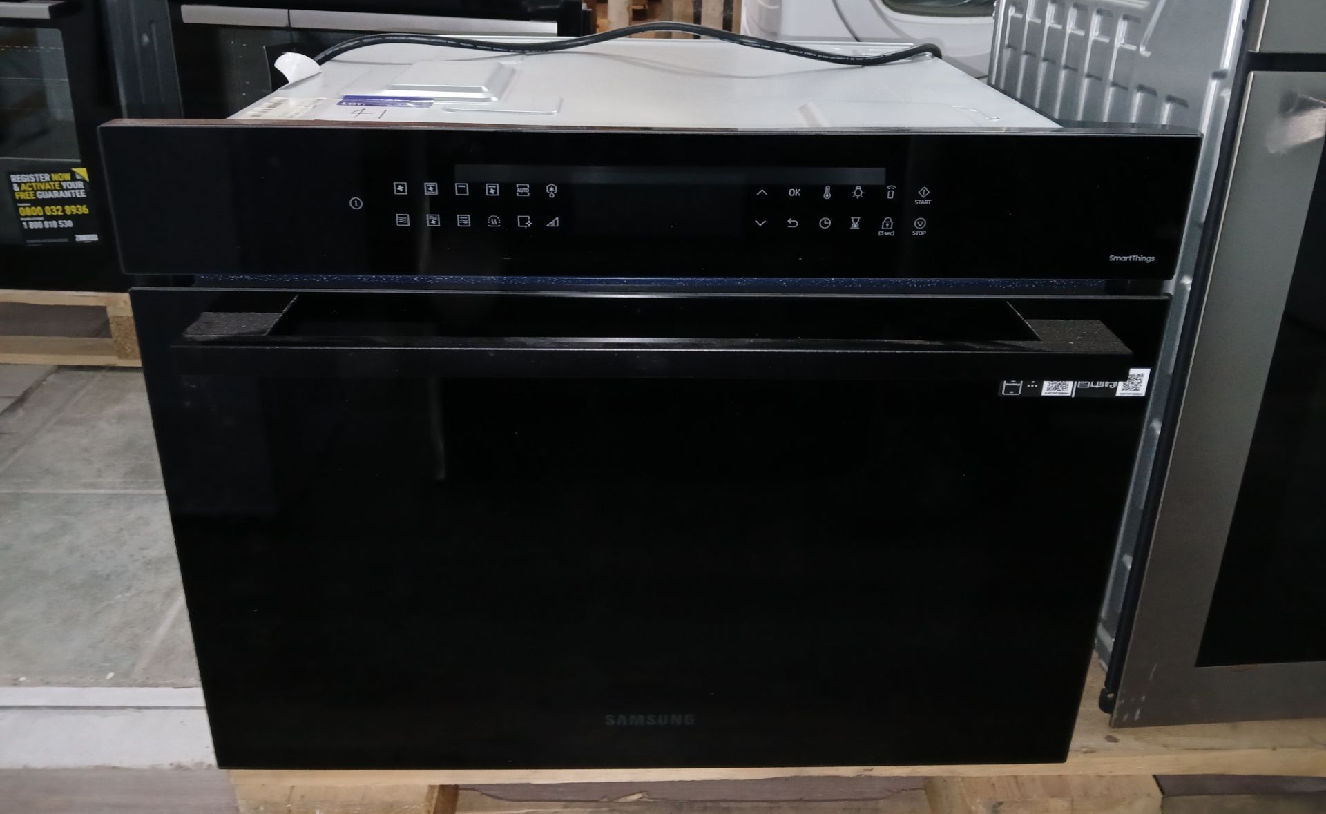 Samsung NQ5B4353FBK Compact Oven (Please note, Viewing Strongly Recommended - Eddisons have not - Image 3 of 5