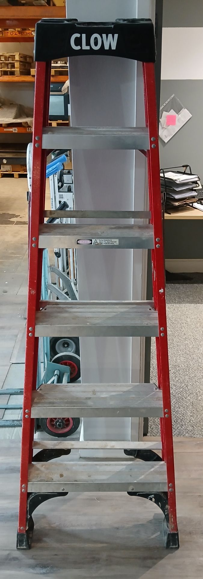 Clow Fibreglass Step Ladder