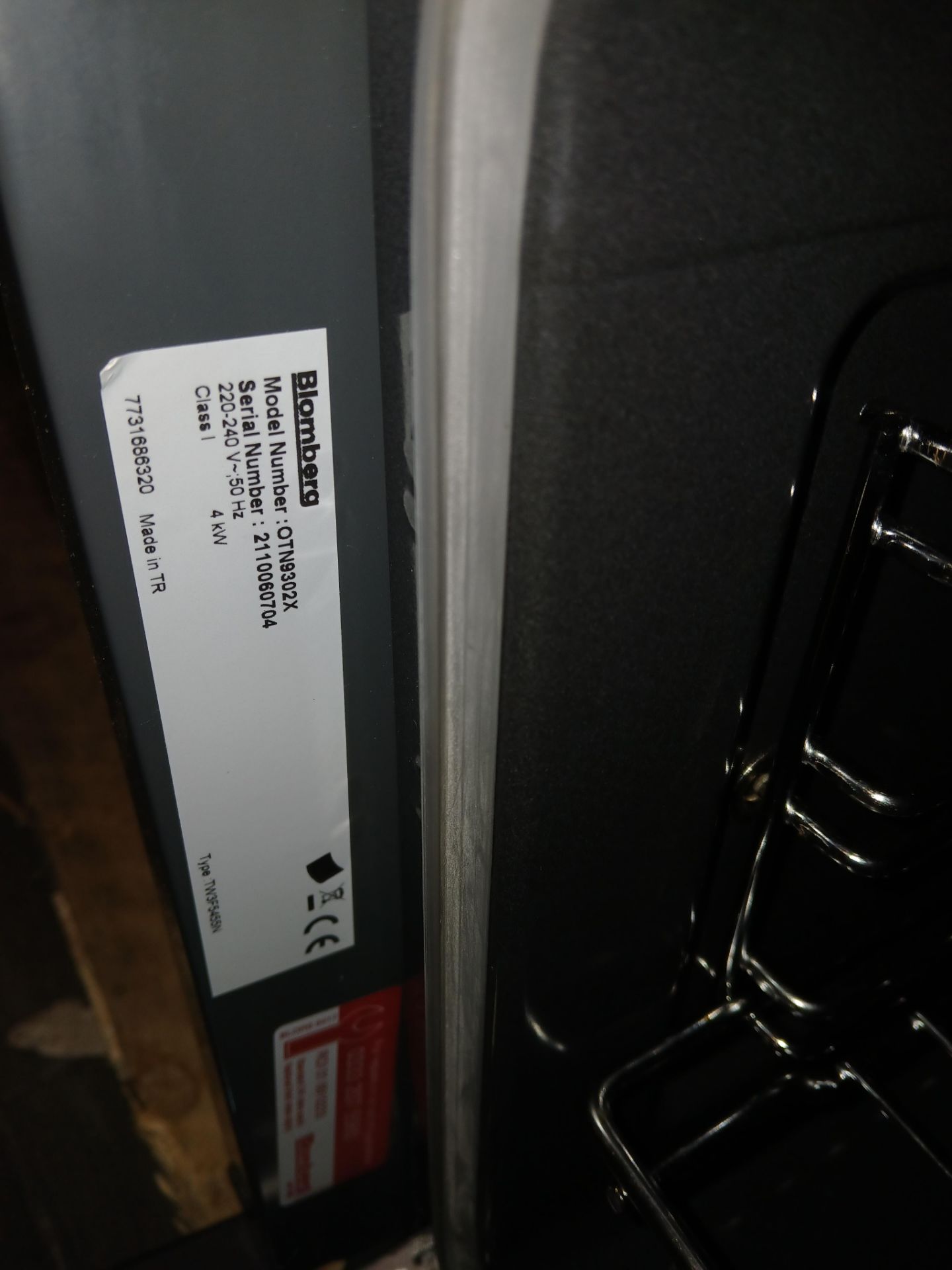 Blomberg OTN9302X Double Fan Main Oven (Please note, Viewing Strongly Recommended - Eddisons have - Image 5 of 6