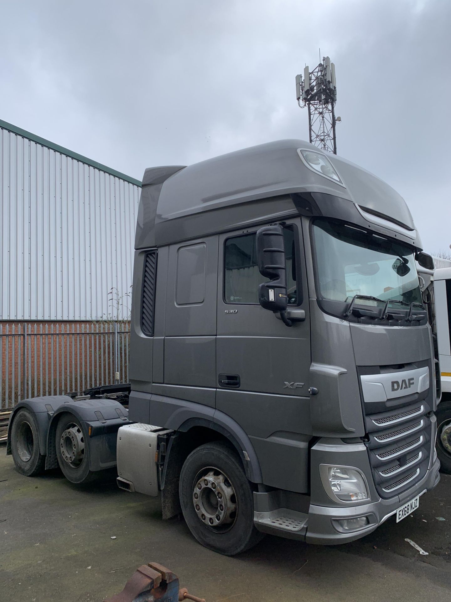 2018 DAF 530 XF 6x4 Lorry Tractor Unit - Image 2 of 23