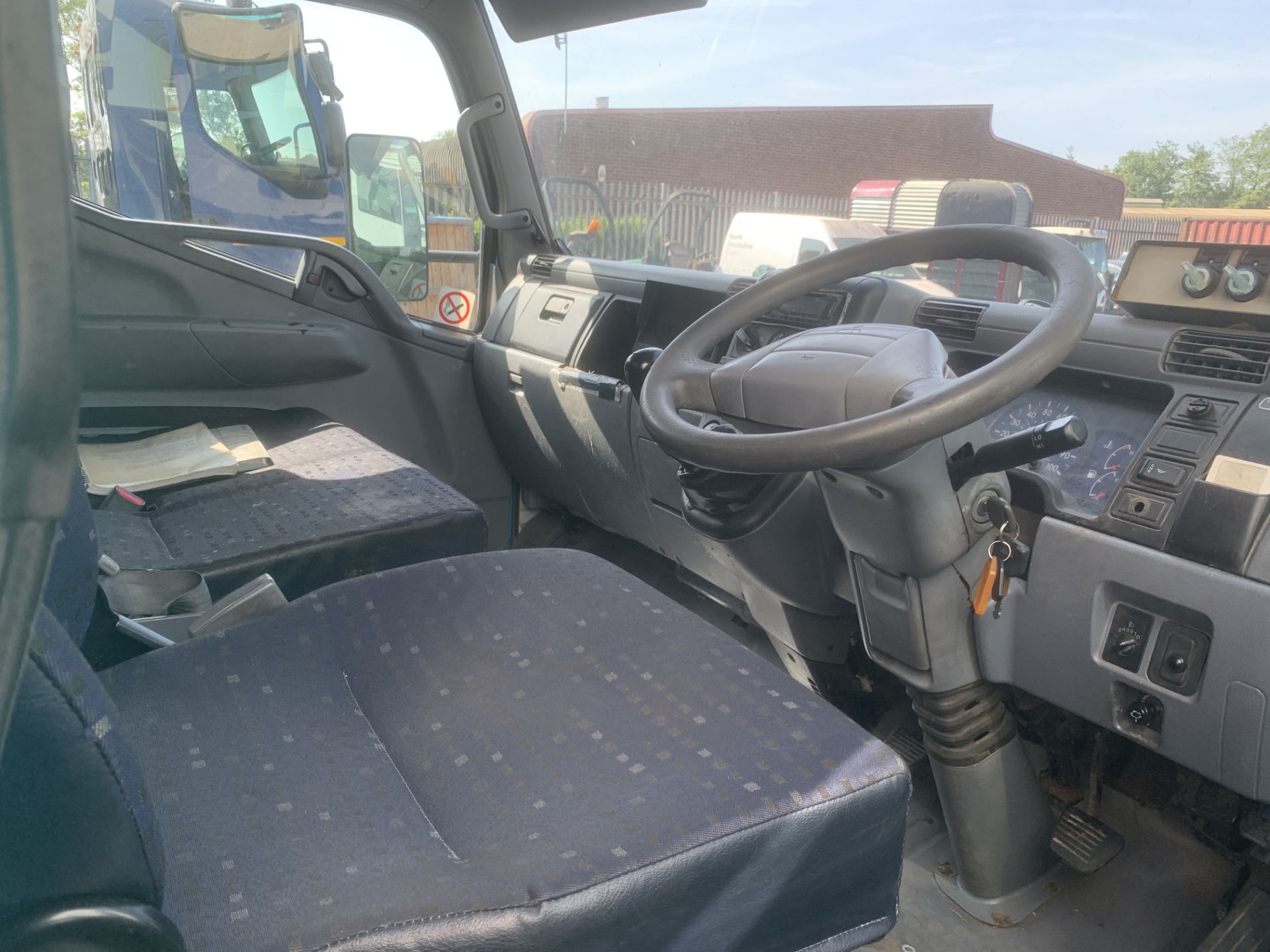 2007 WHITE MITSUBISHI FUSO CANTER REFUSE COLLECTION VEHICLE - Image 12 of 14