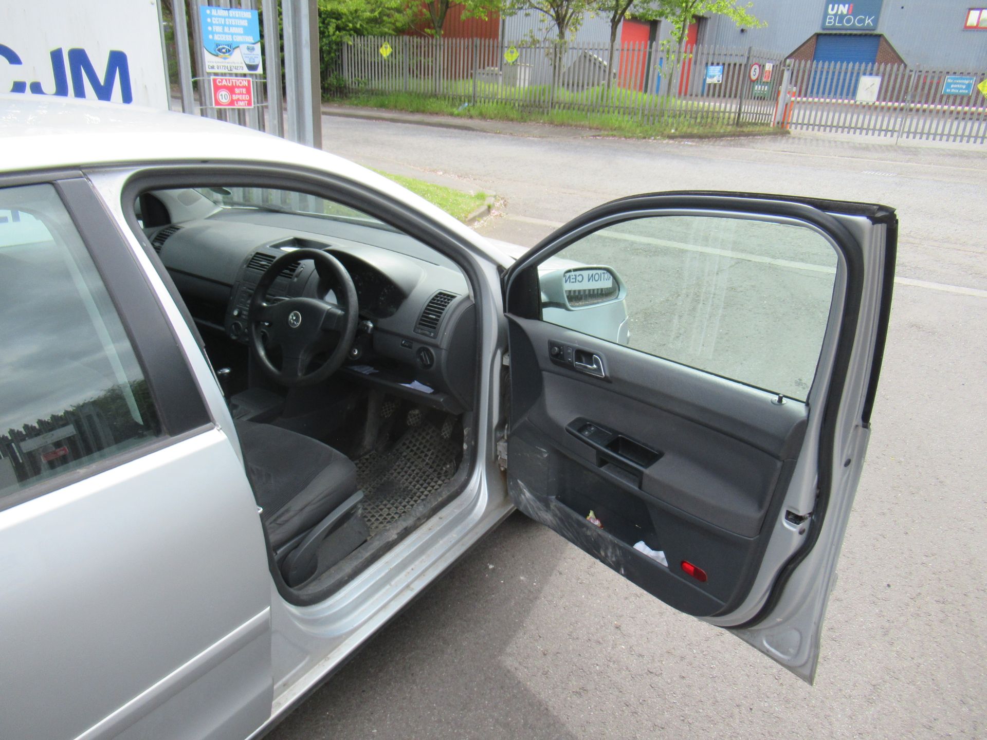 2007 SILVER VOLKSWAGEN POLO SE 80 - Image 23 of 27