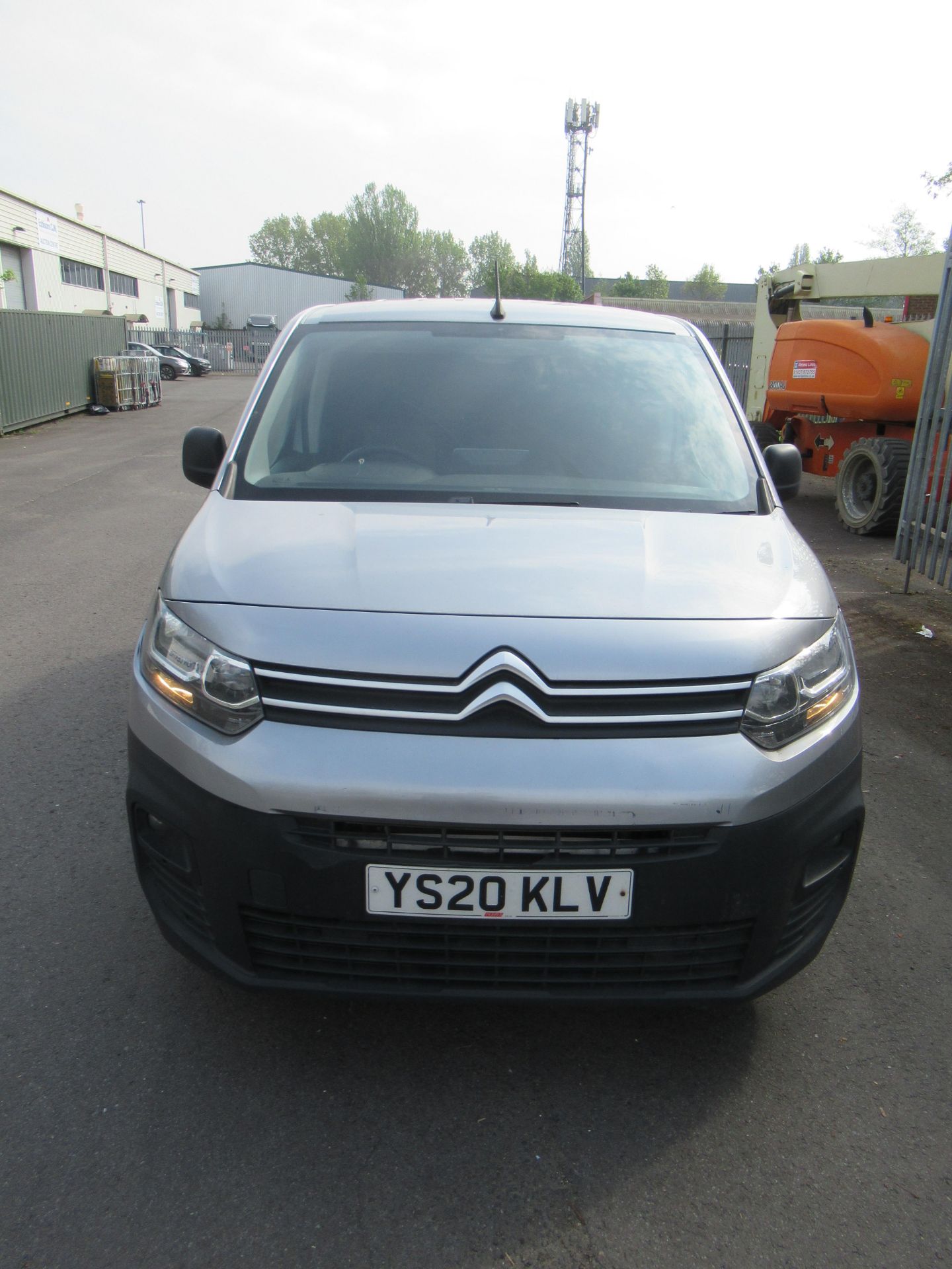 2020 GREY CITROEN BERLINGO 650 EN-PRISE BHD - Image 2 of 27