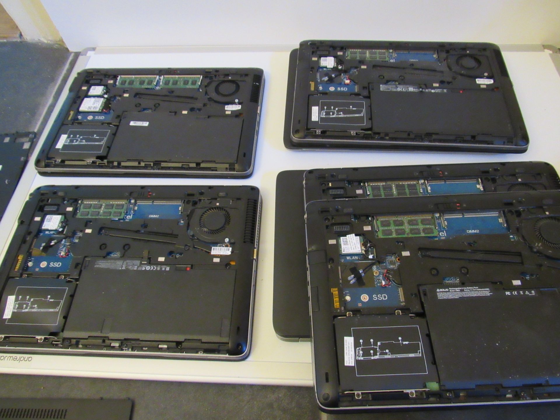 8 HP EliteBook 840 Laptops, 2 HP EliteBook Folio 9470m Laptops, Toshiba Satellite Pro R40-C-14L - Image 6 of 12