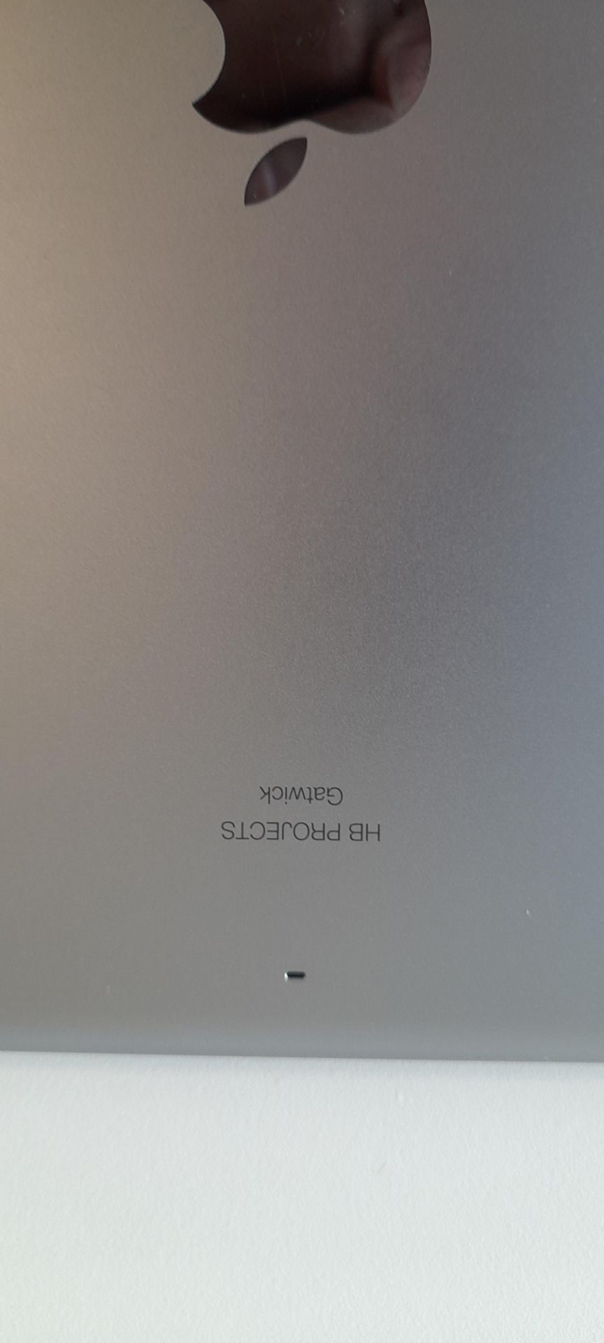 Apple iPad Air Wi-Fi, Model A1474, Space Grey. S/N DMPQL561FK129. Collection from Canary Wharf, - Bild 6 aus 6