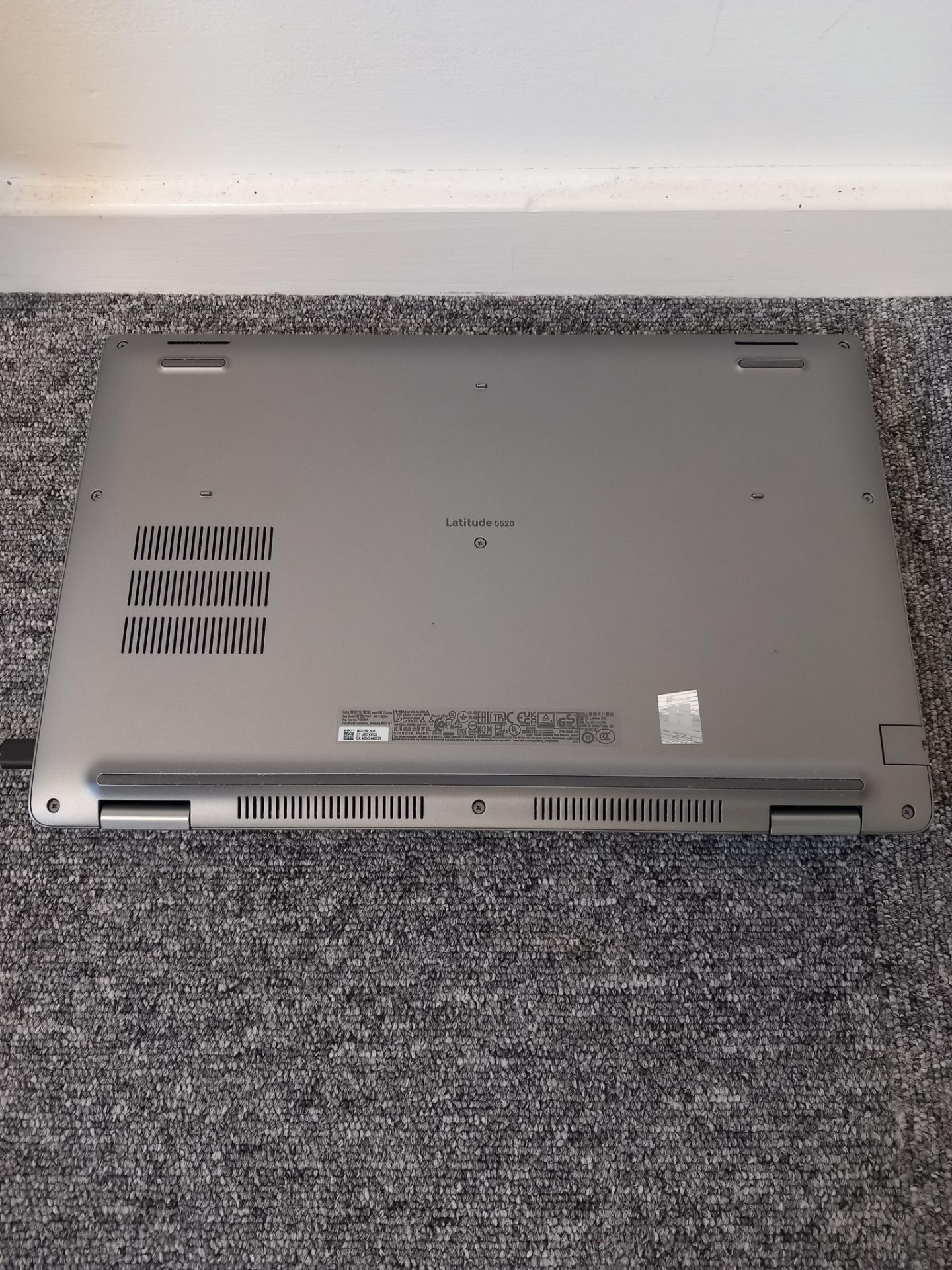 Dell Latitude 5520 Laptop with Charger (Located in Stockport) - Image 4 of 6