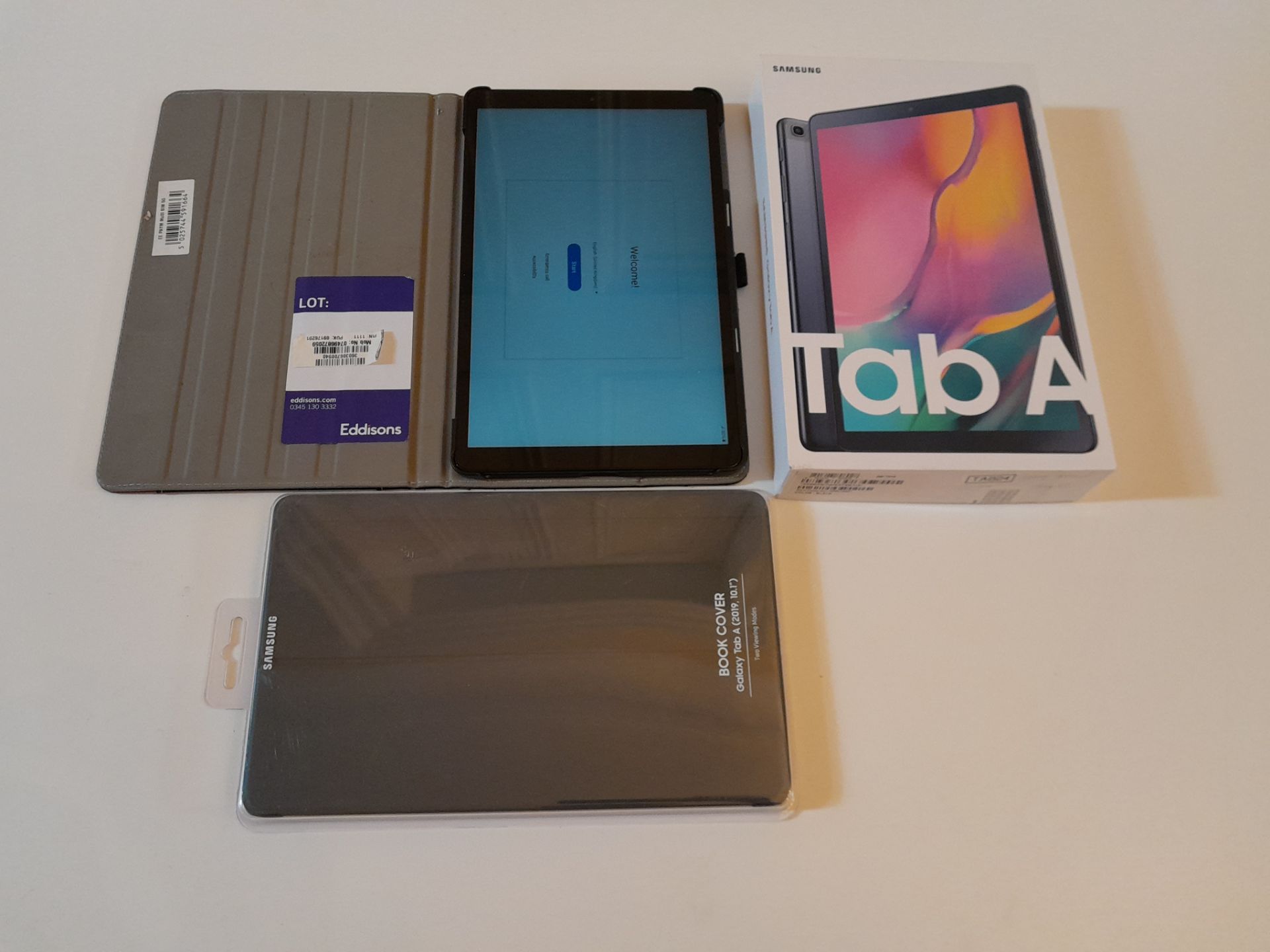 Samsung Galaxy Tab A, 32GB LTE, 64bit Octa Core Processor, 10.1in Screen, with case and box, (