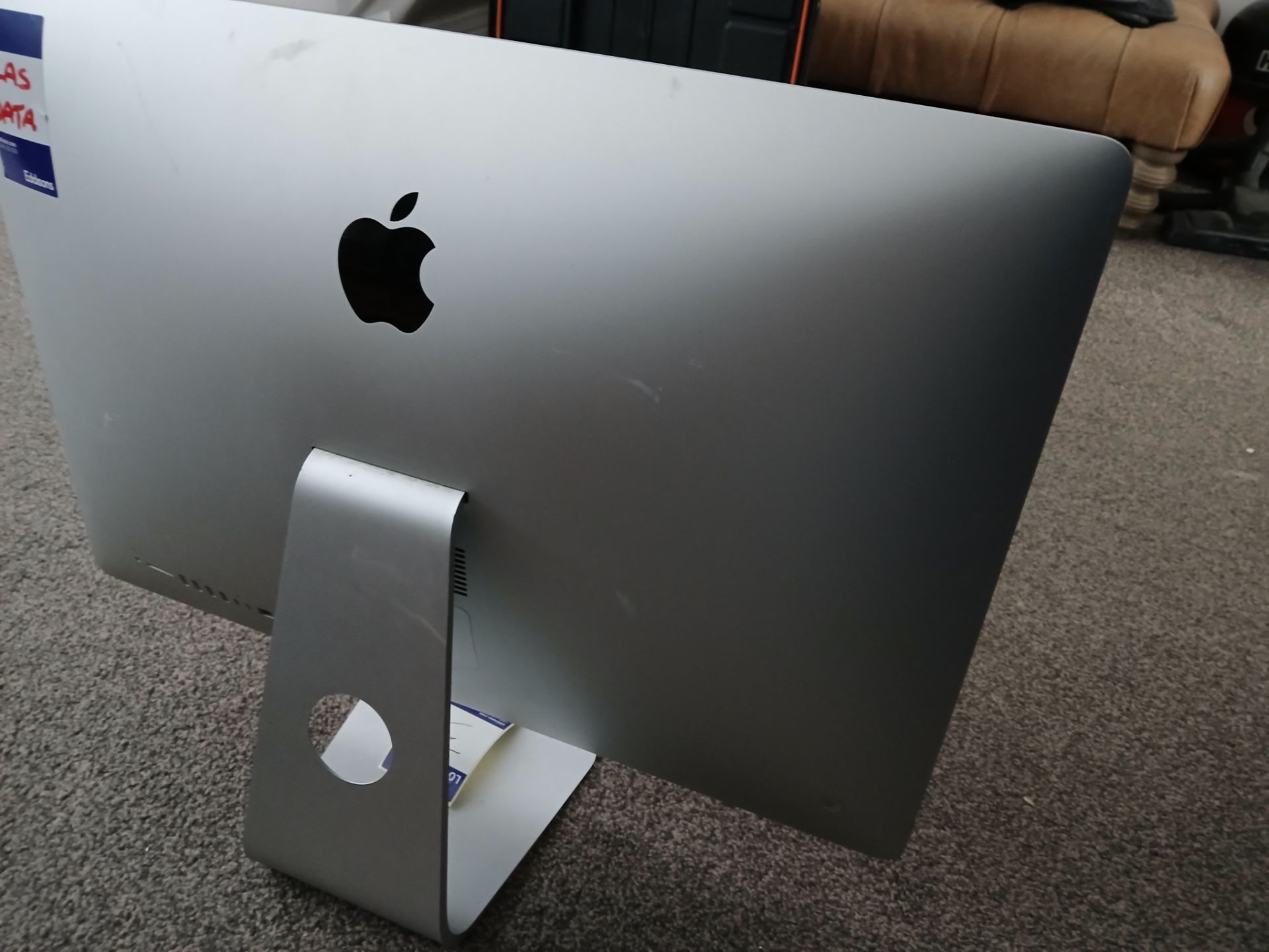 Apple iMac (Retina 5K, 27”, 2017), Serial Number C02YD0AQJ1GP (iMac only, no mouse, keyboard, or - Image 6 of 6