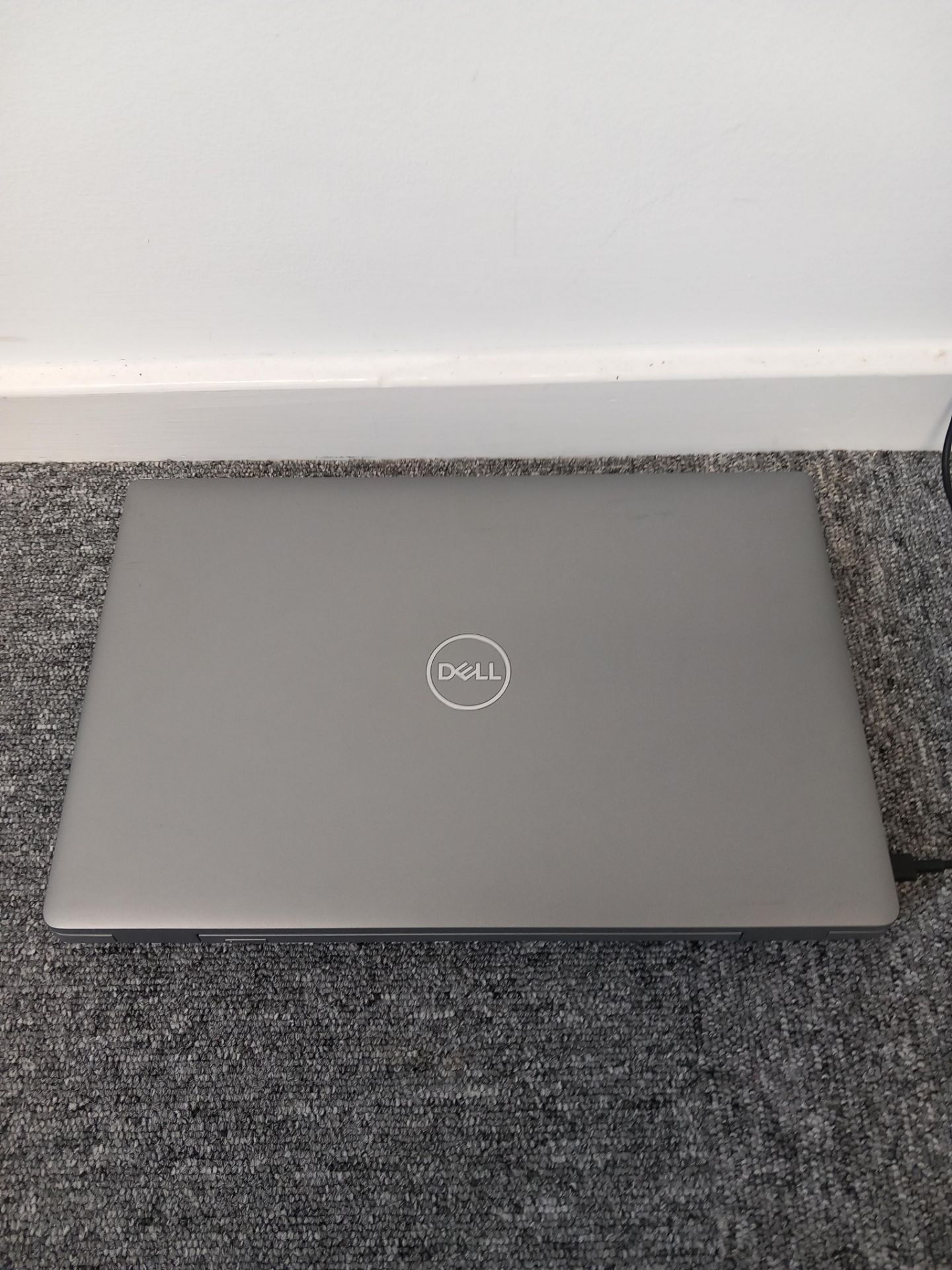 Dell Latitude 5520 Laptop no charger (Located in Stockport) - Image 2 of 6