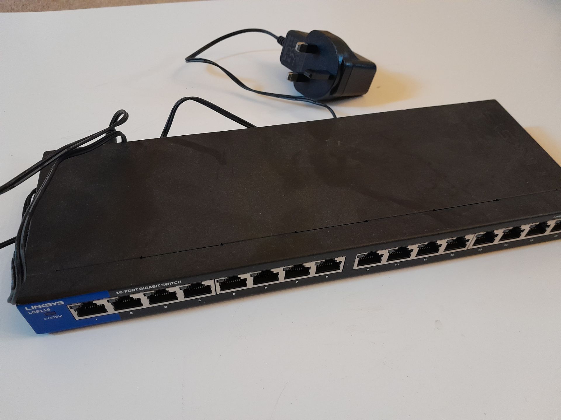 Linksys LGS116V2 16Port Gigabit Switch (located in Leeds) - Image 2 of 3