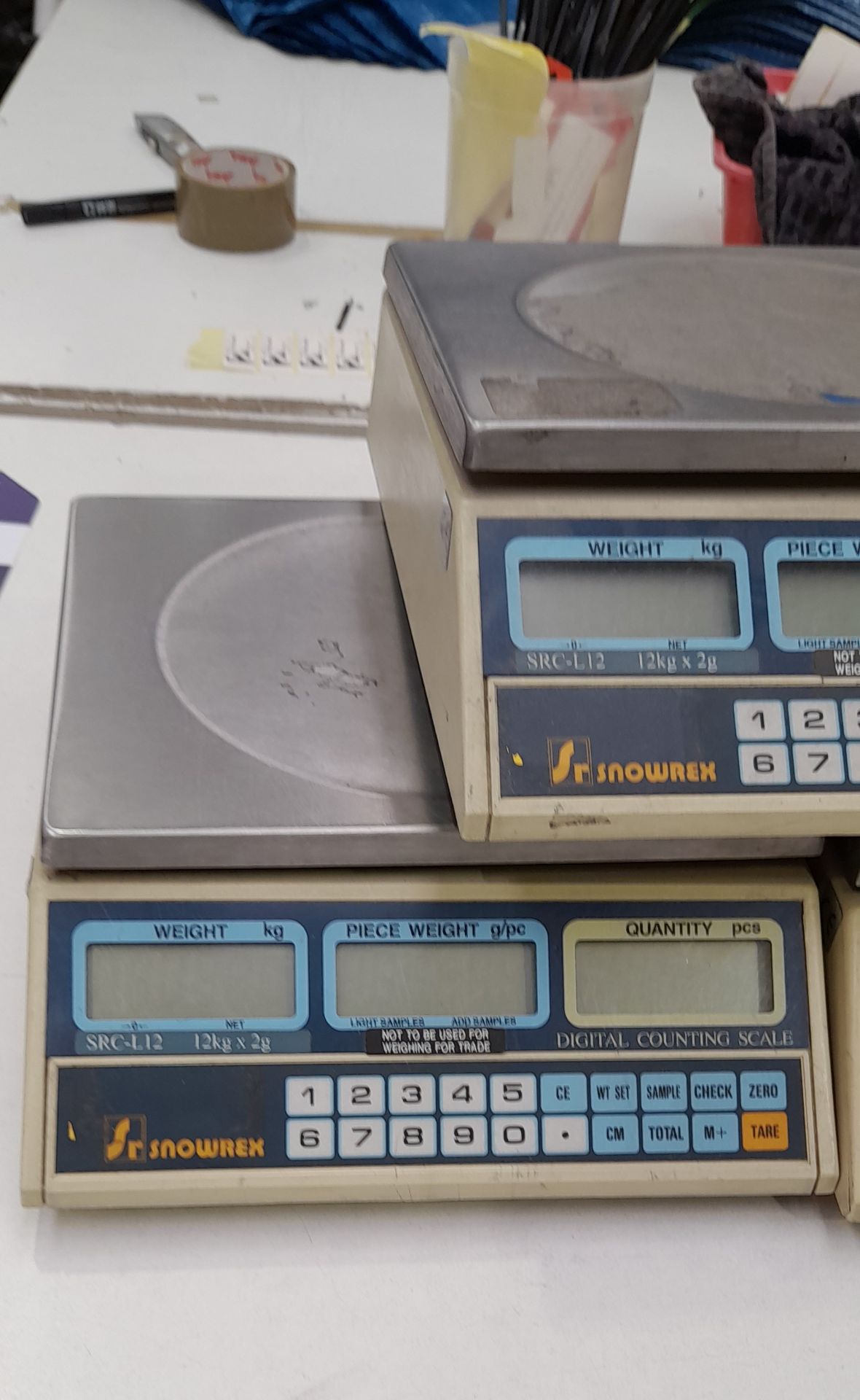 3x Snowrex SRC-L12 digital weighing scales - Image 2 of 4