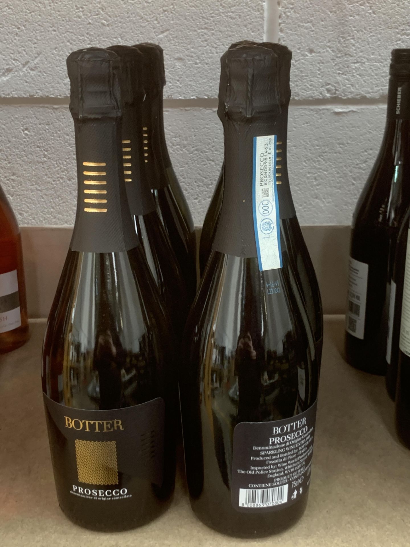 8 x bottles of Botter Prosecco