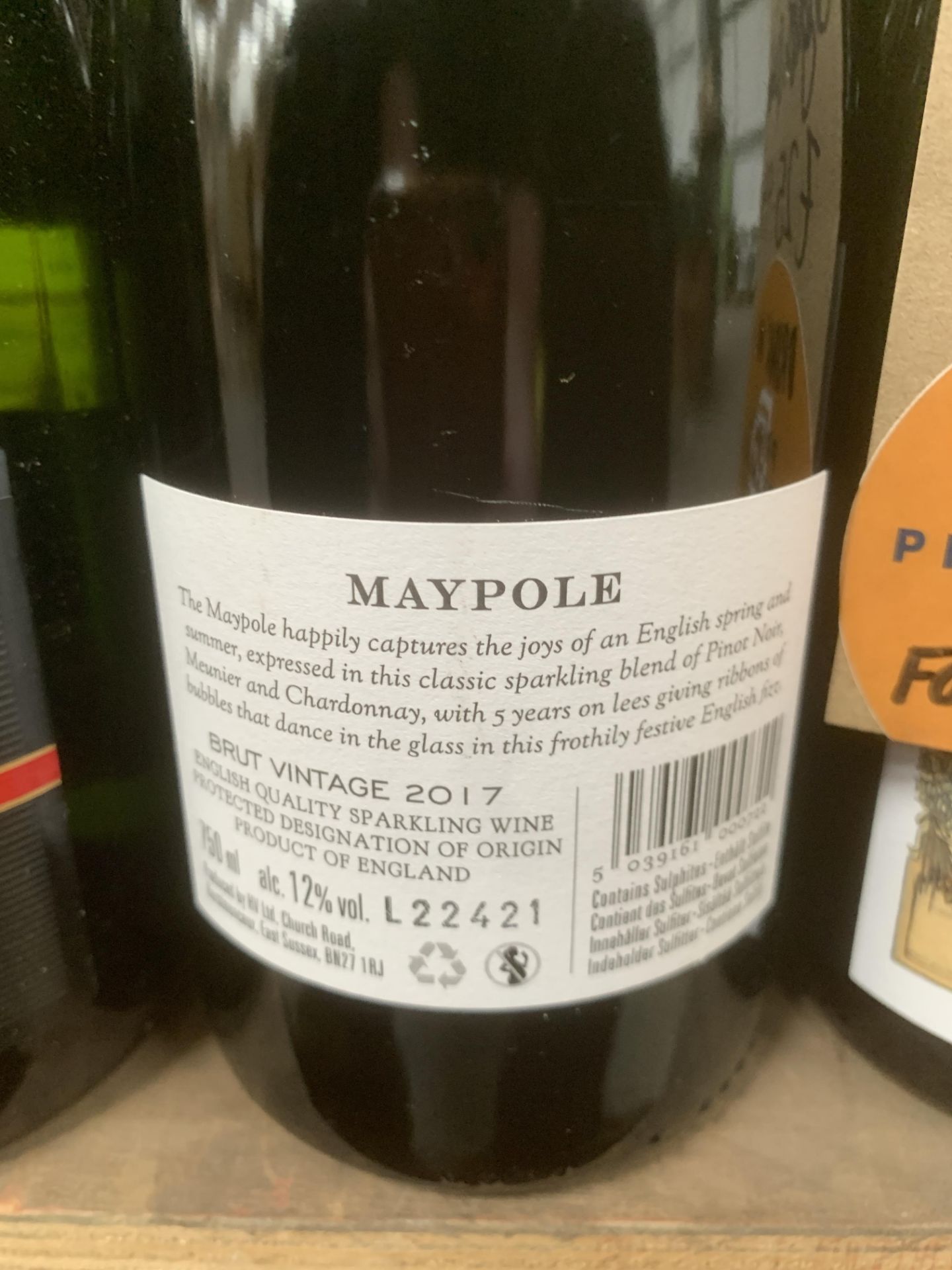 6x Bottles of English Sparkling Wine; 5x Maypole - Image 2 of 5