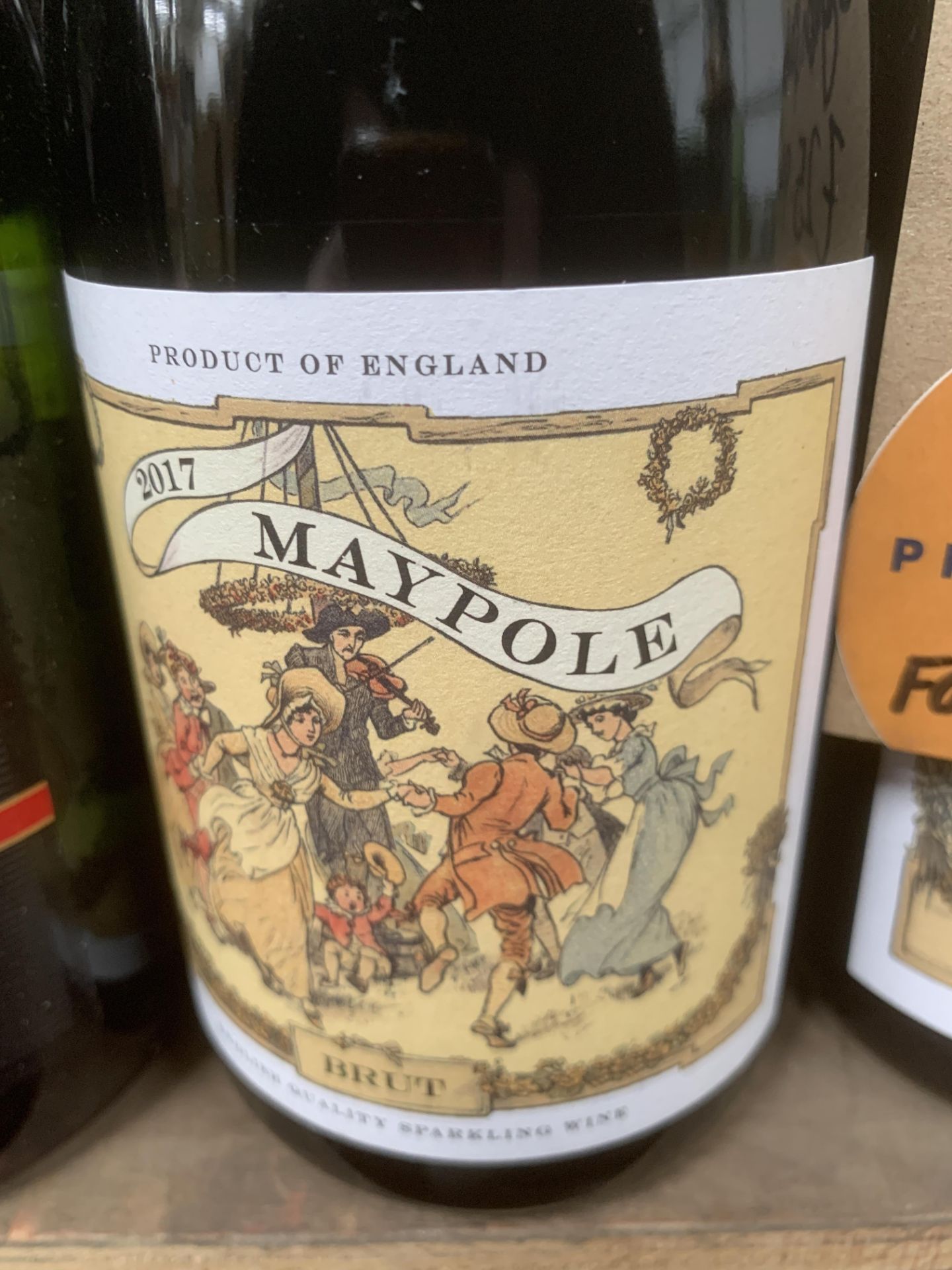 6x Bottles of English Sparkling Wine; 5x Maypole - Image 3 of 5